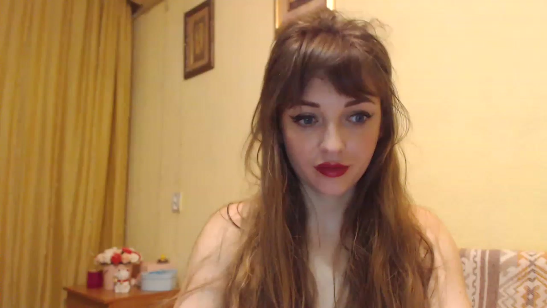 Gallery image thumbnail from A_rora's myfreecams stream on, 05/15/2023, 23:52 image 19 of 20
