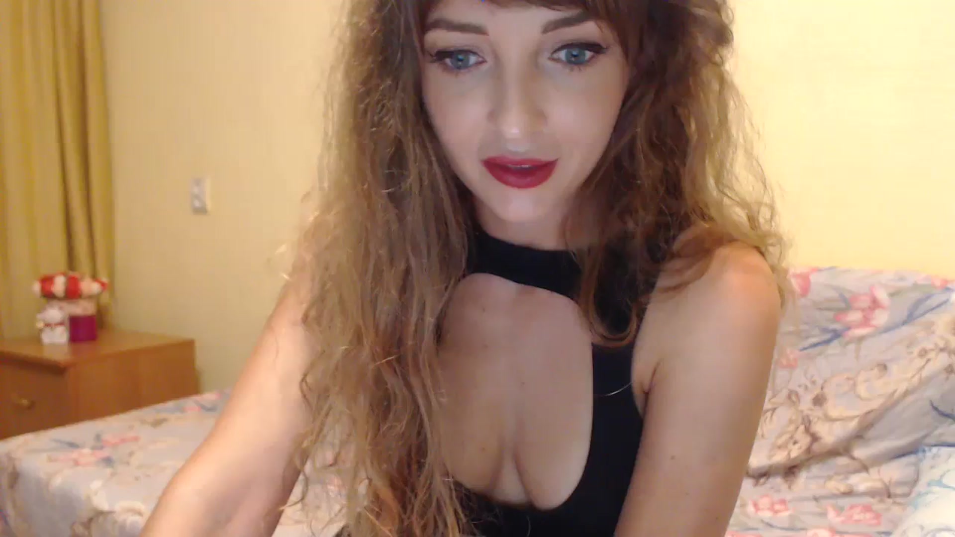Gallery image thumbnail from A_rora's myfreecams stream on, 08/26/2023, 17:12 image 7 of 20