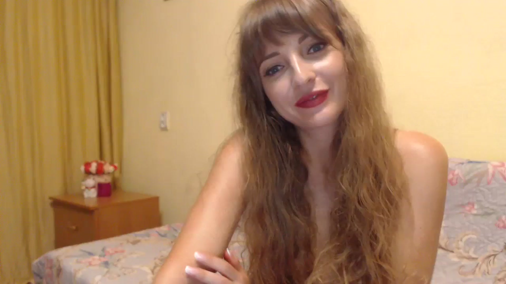 Gallery image thumbnail from A_rora's myfreecams stream on, 08/26/2023, 17:44 image 14 of 20