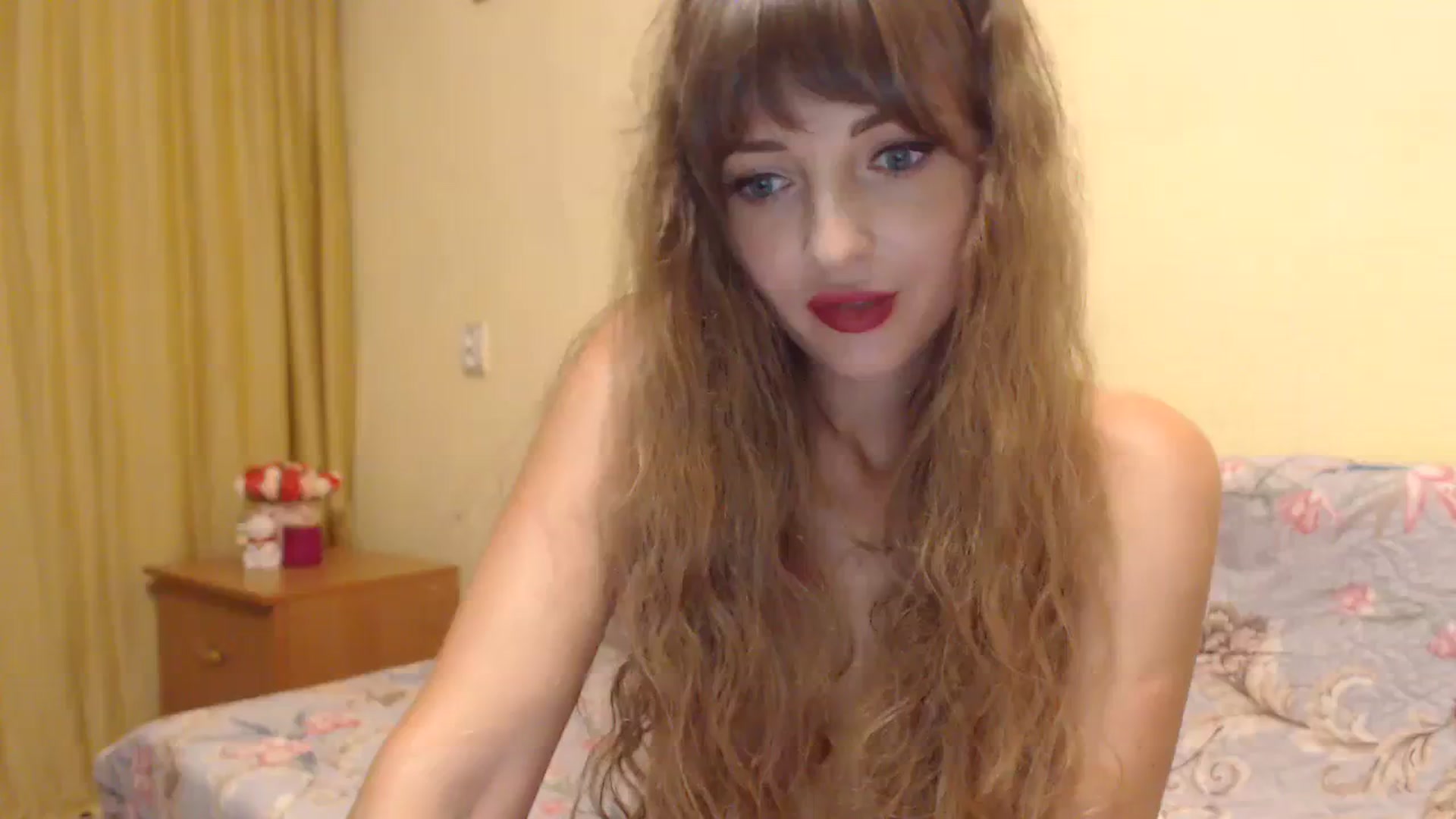 Gallery image thumbnail from A_rora's myfreecams stream on, 08/26/2023, 17:44 image 13 of 20