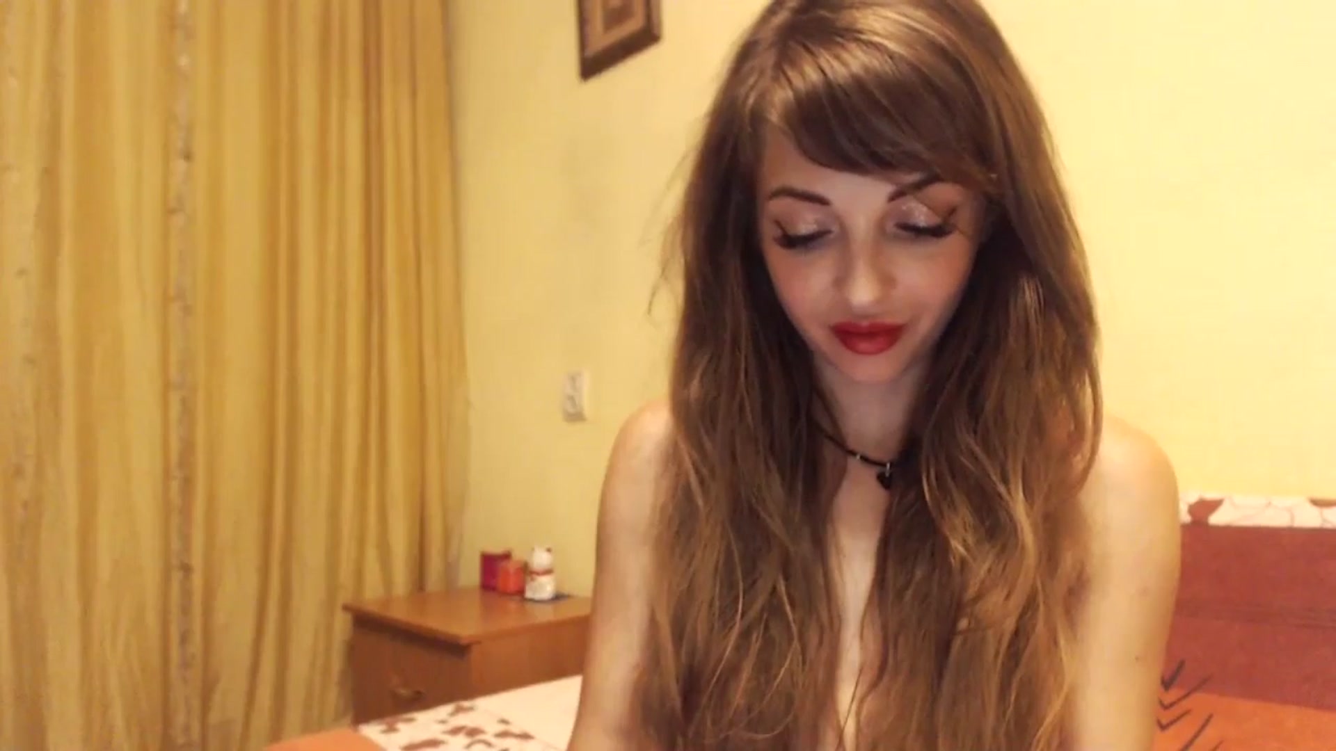 Gallery image thumbnail from A_rora's myfreecams stream on, 06/22/2024, 24:17 image 12 of 20