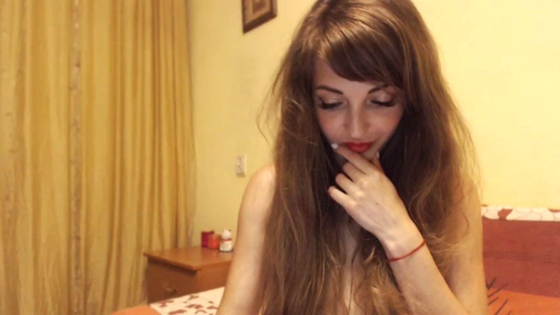 Gallery image thumbnail from A_rora's myfreecams stream on, 06/22/2024, 24:17 image 11 of 20