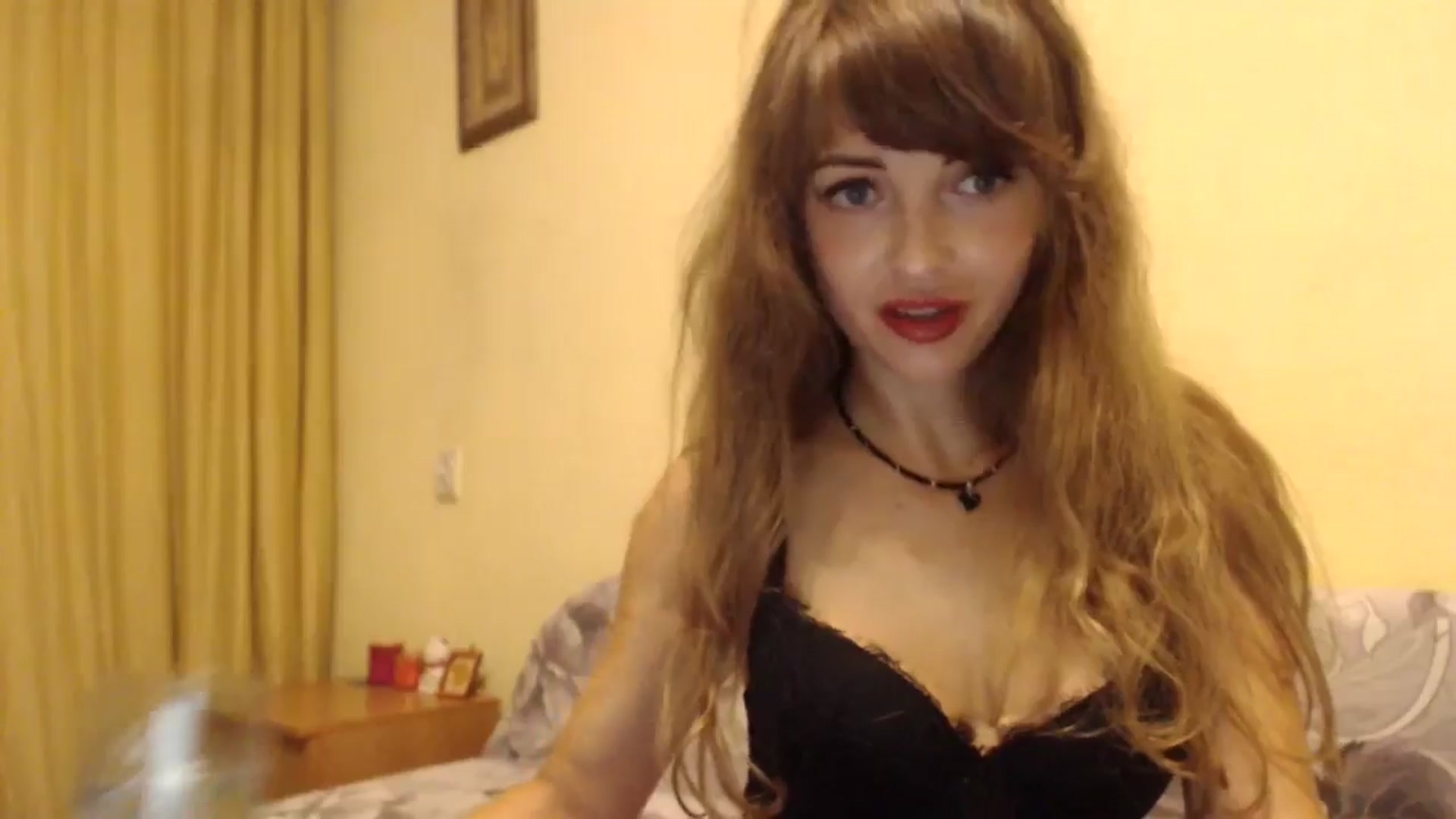 Gallery image thumbnail from A_rora's myfreecams stream on, 08/05/2024, 16:36 image 8 of 20