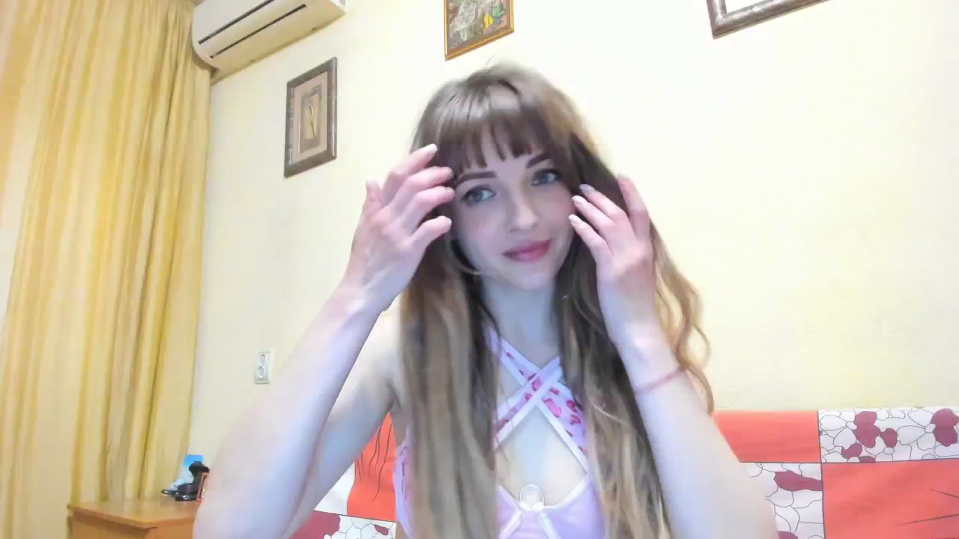 Gallery image thumbnail from A_rora's myfreecams stream on, 05/11/2025, 17:03 image 4 of 20