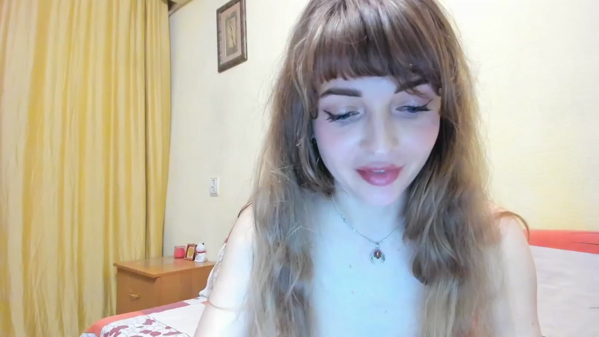 Gallery image thumbnail from A_rora's myfreecams stream on, 05/20/2025, 17:51 image 19 of 20
