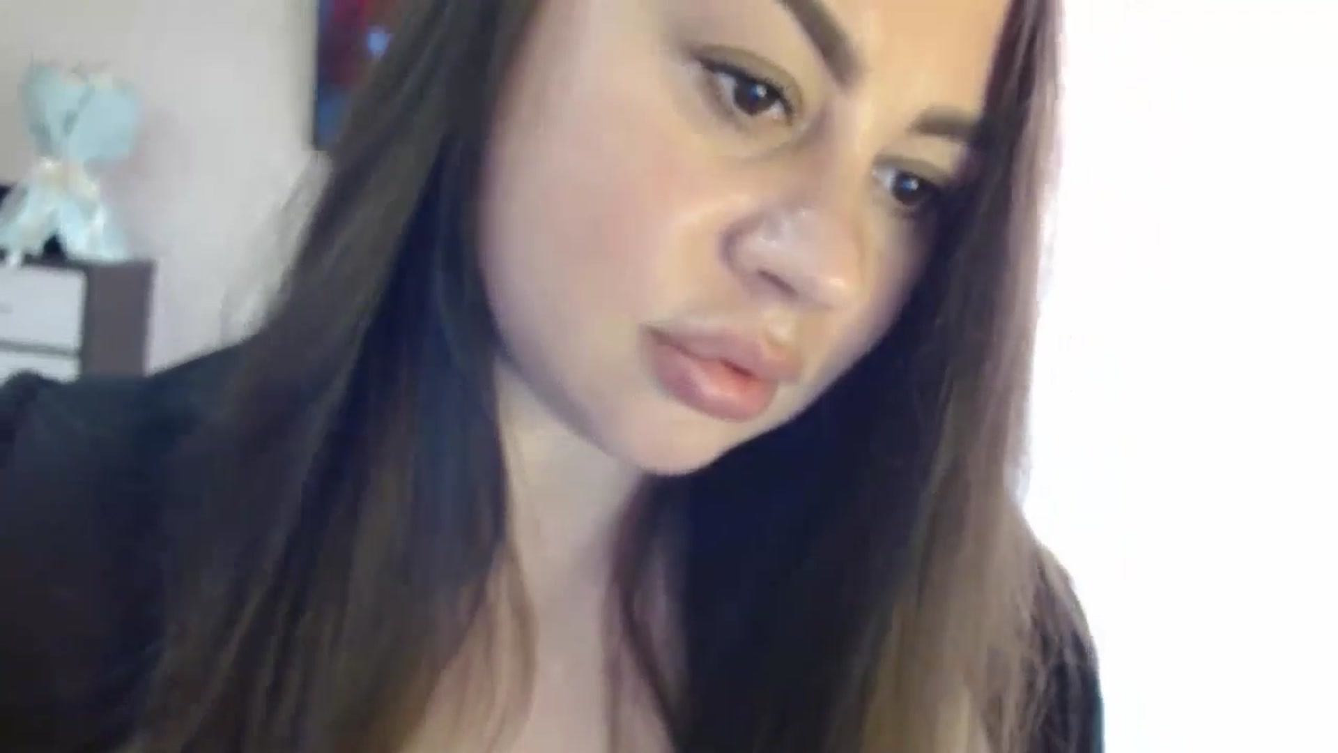 Gallery image thumbnail from Aaantonina's myfreecams stream on, 05/07/2025, 10:08 image 2 of 20