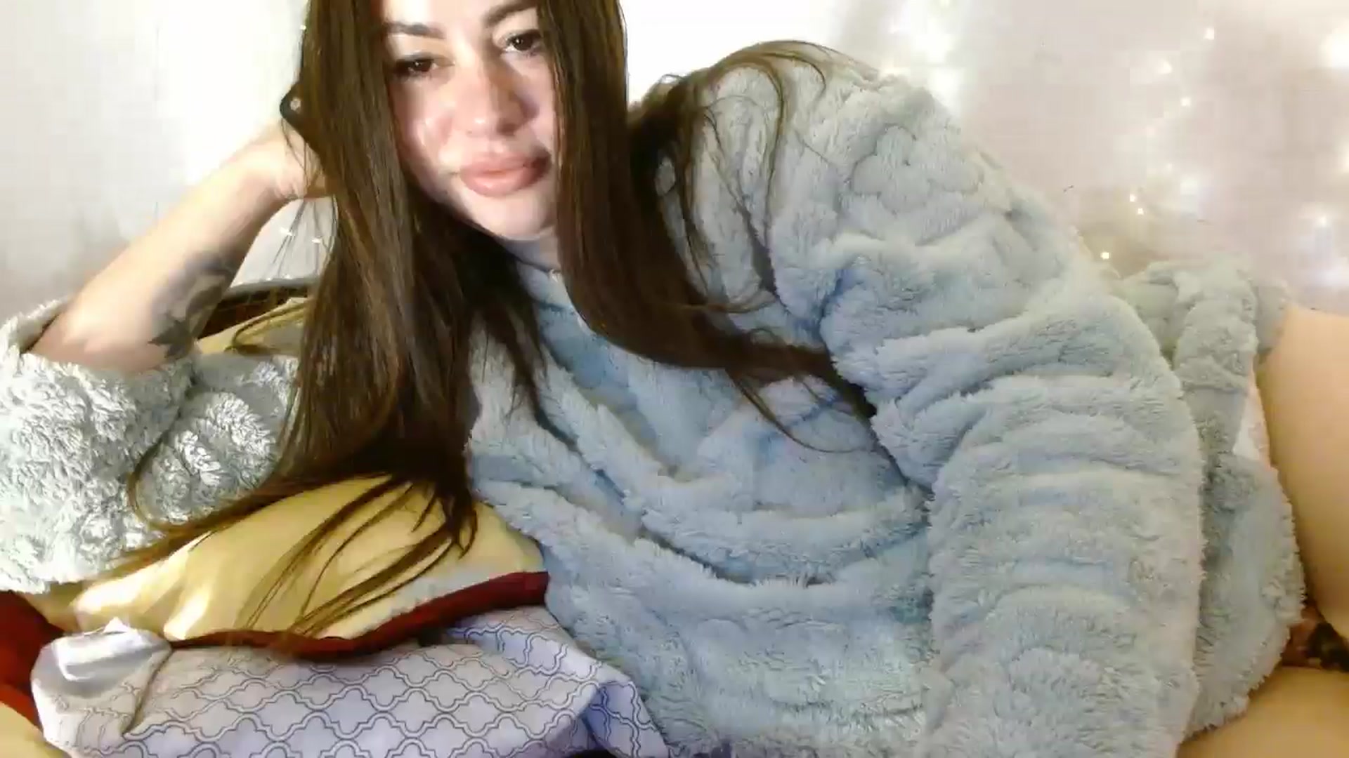 Gallery image thumbnail from Aaantonina's myfreecams stream on, 01/20/2026, 09:50 image 19 of 20