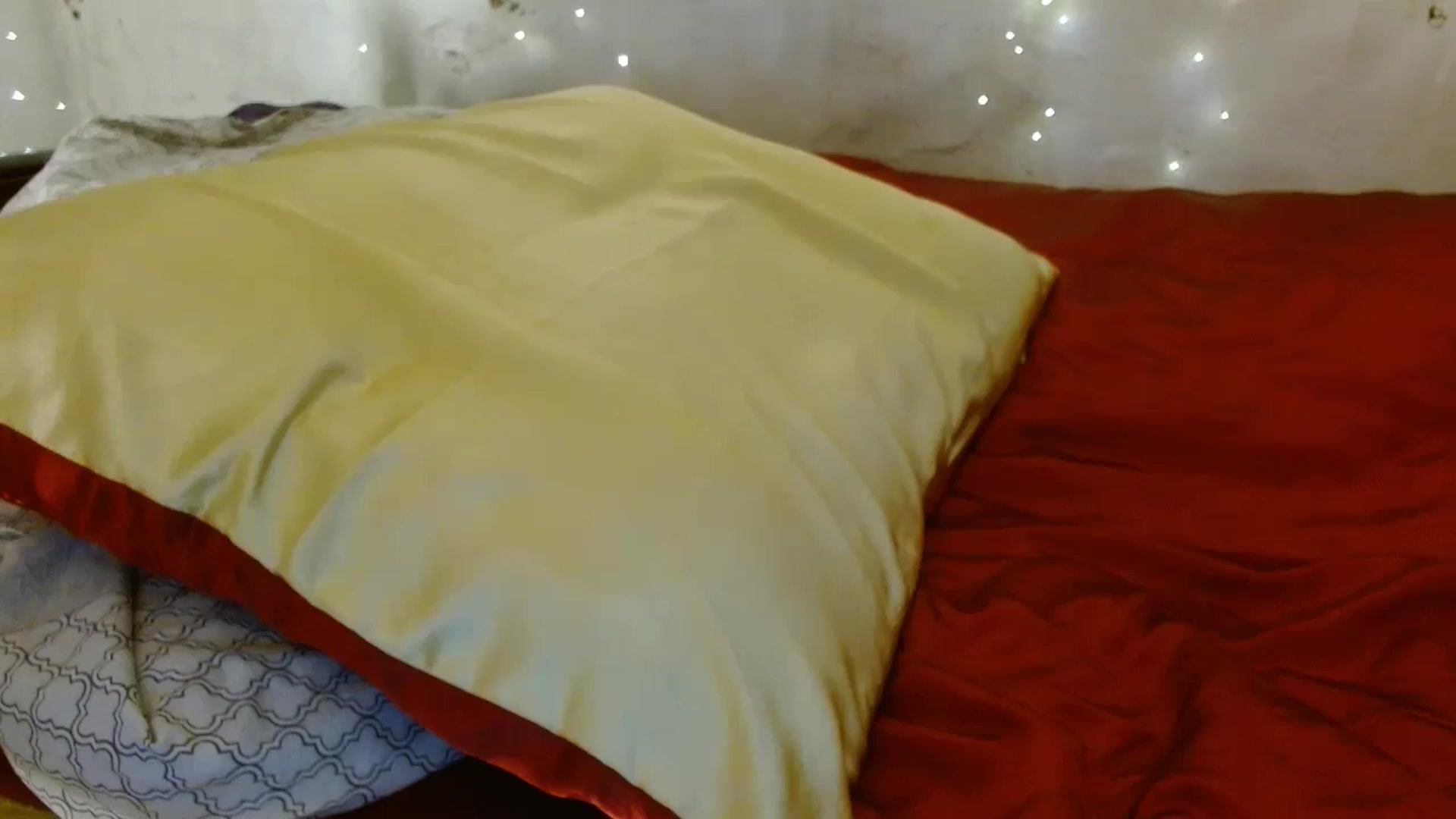 Gallery image thumbnail from Aaantonina's myfreecams stream on, 01/20/2026, 09:50 image 4 of 20