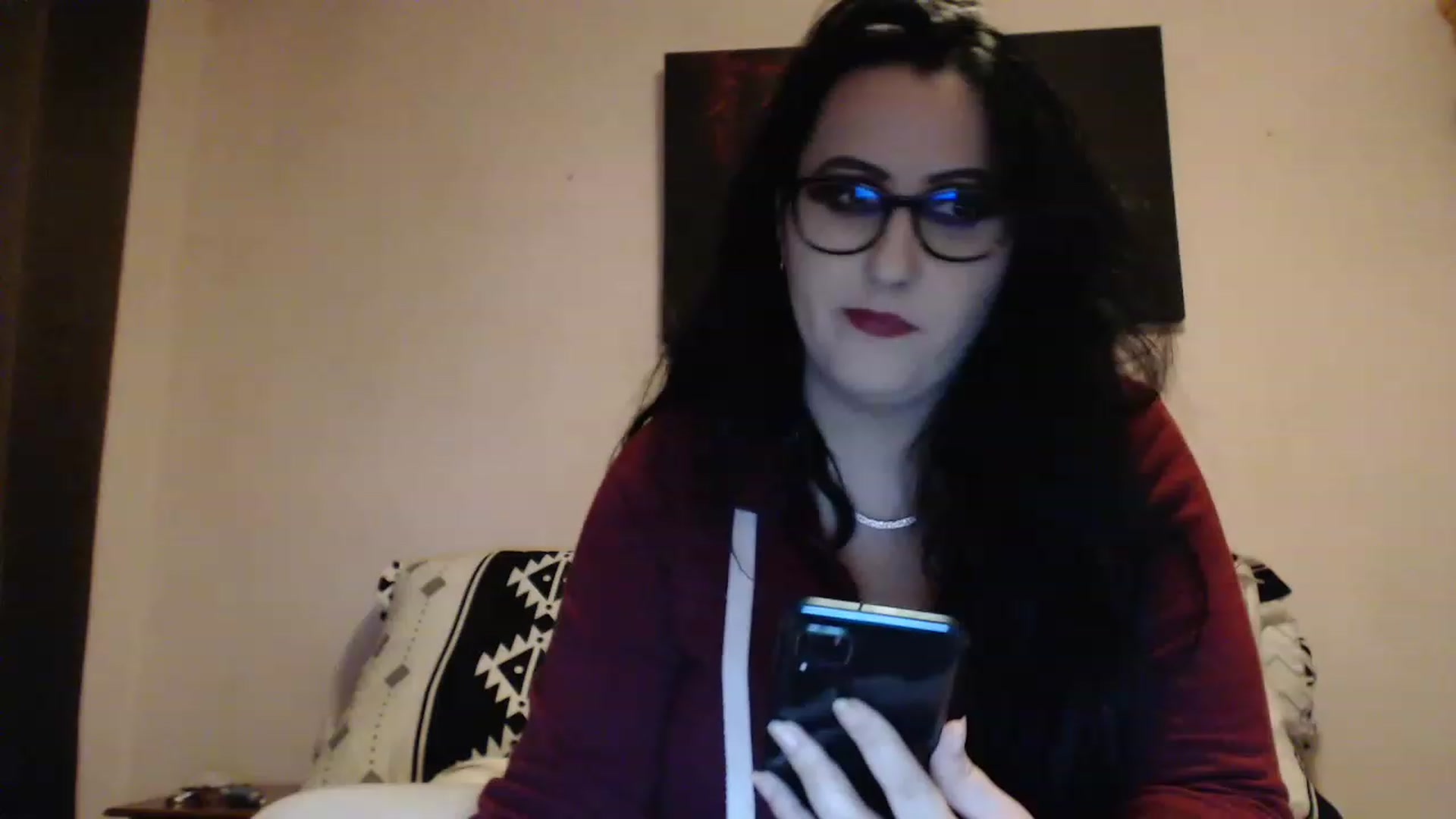 Gallery image thumbnail from Aahh_Emilia's myfreecams stream on, 12/05/2022, 17:53 image 7 of 20