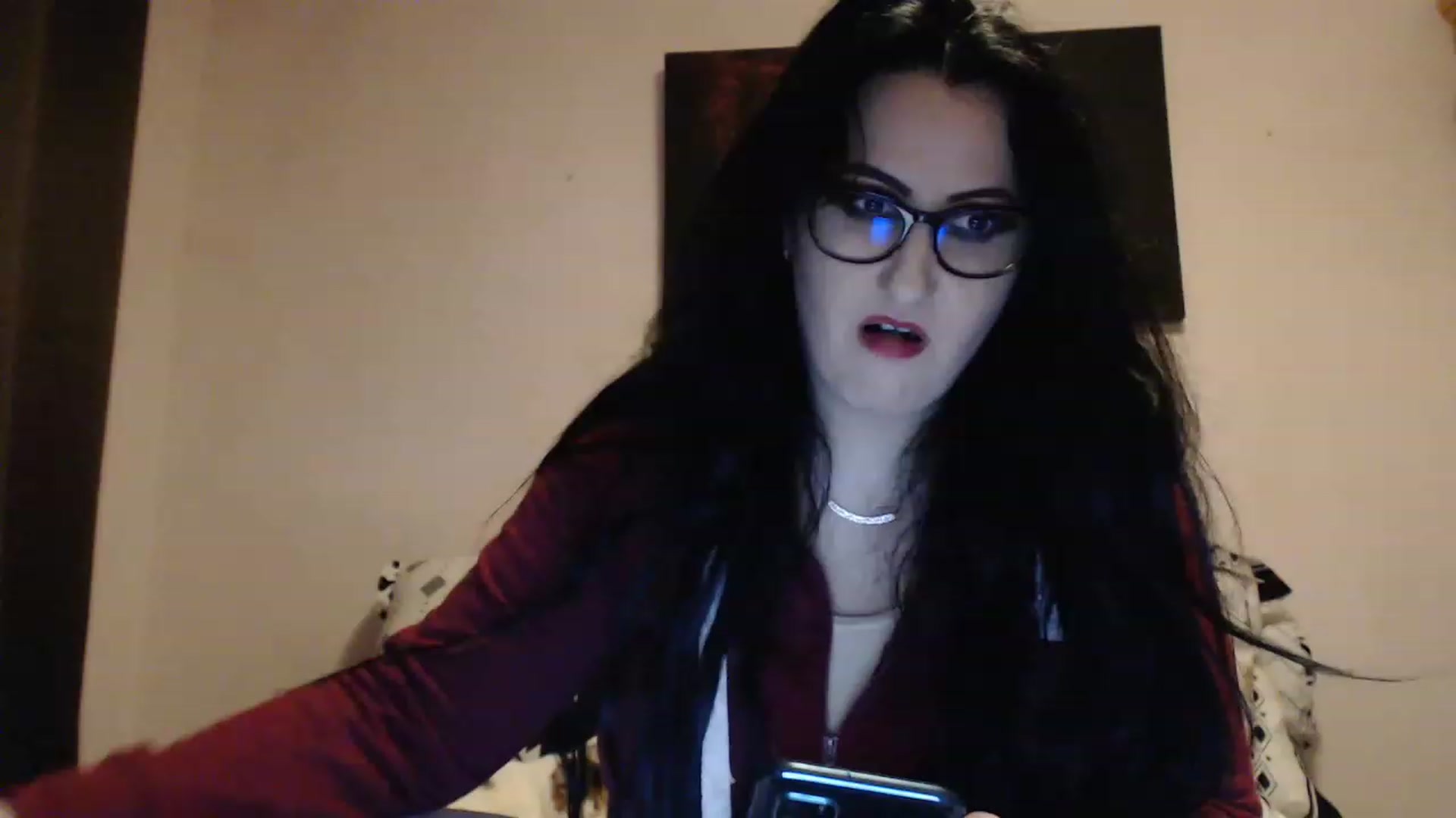 Gallery image thumbnail from Aahh_Emilia's myfreecams stream on, 12/05/2022, 17:53 image 9 of 20