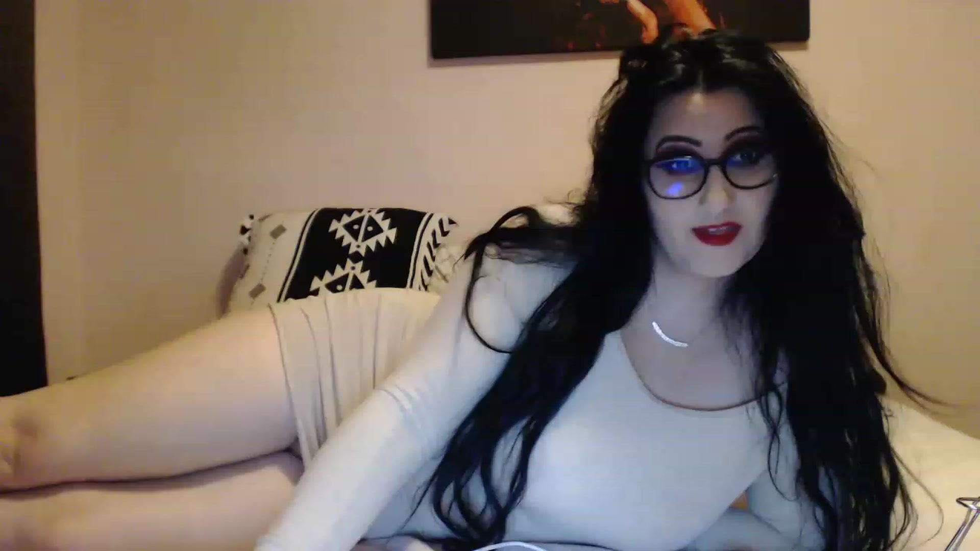 Gallery image thumbnail from Aahh_Emilia's myfreecams stream on, 12/05/2022, 17:53 image 14 of 20