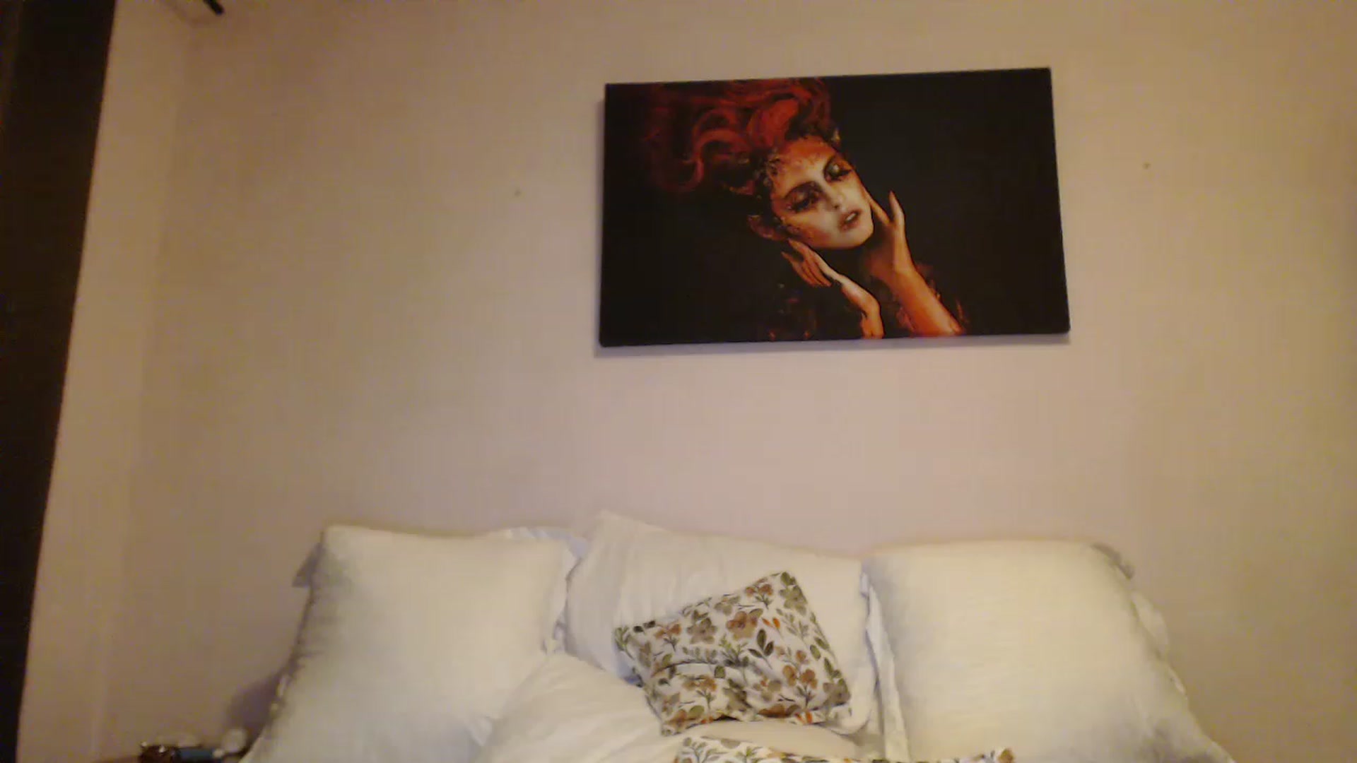 Gallery image thumbnail from Aahh_Emilia's myfreecams stream on, 12/09/2022, 17:28 image 2 of 20
