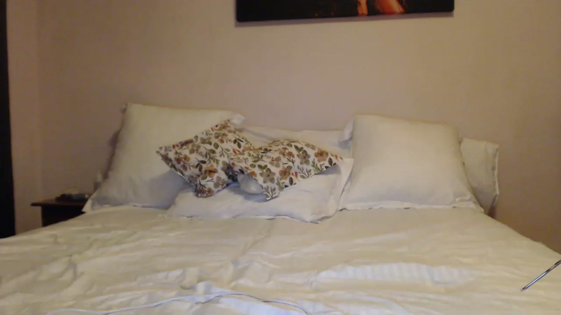 Gallery image thumbnail from Aahh_Emilia's myfreecams stream on, 12/11/2022, 15:19 image 11 of 20