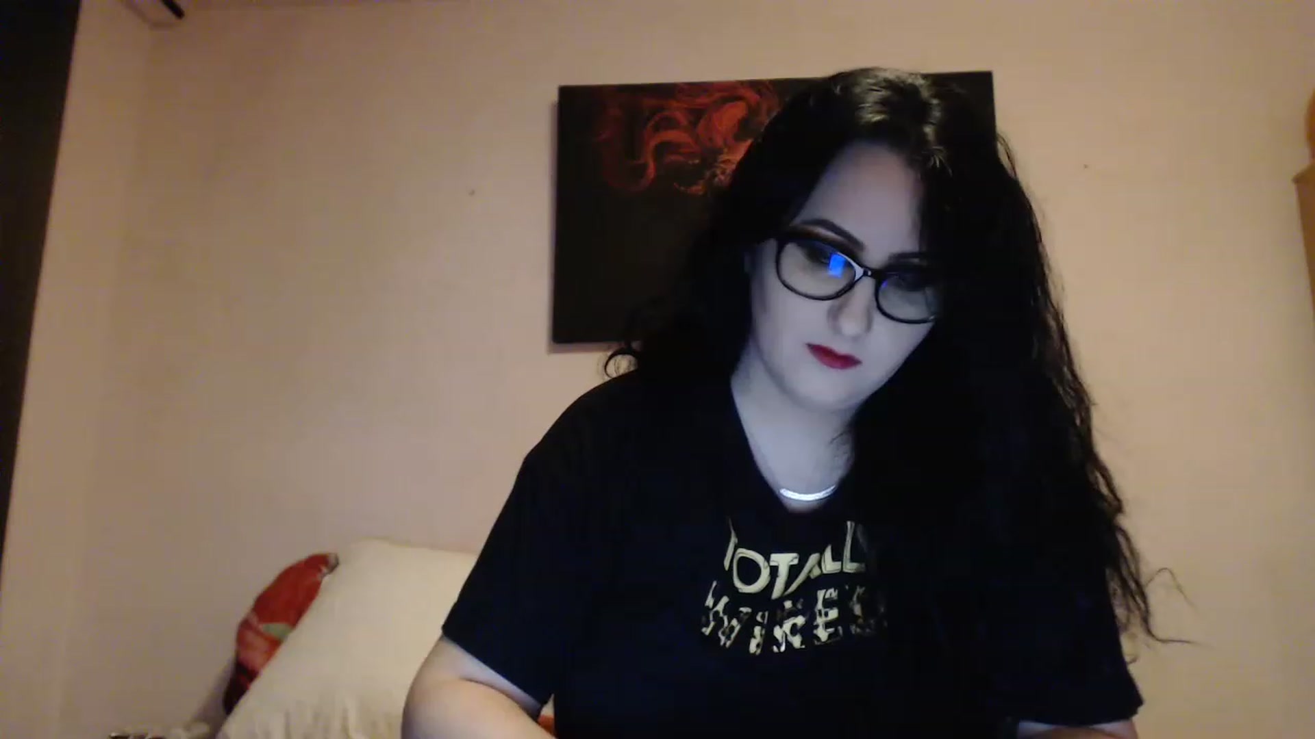 Gallery image thumbnail from Aahh_Emilia's myfreecams stream on, 12/20/2022, 17:58 image 5 of 20