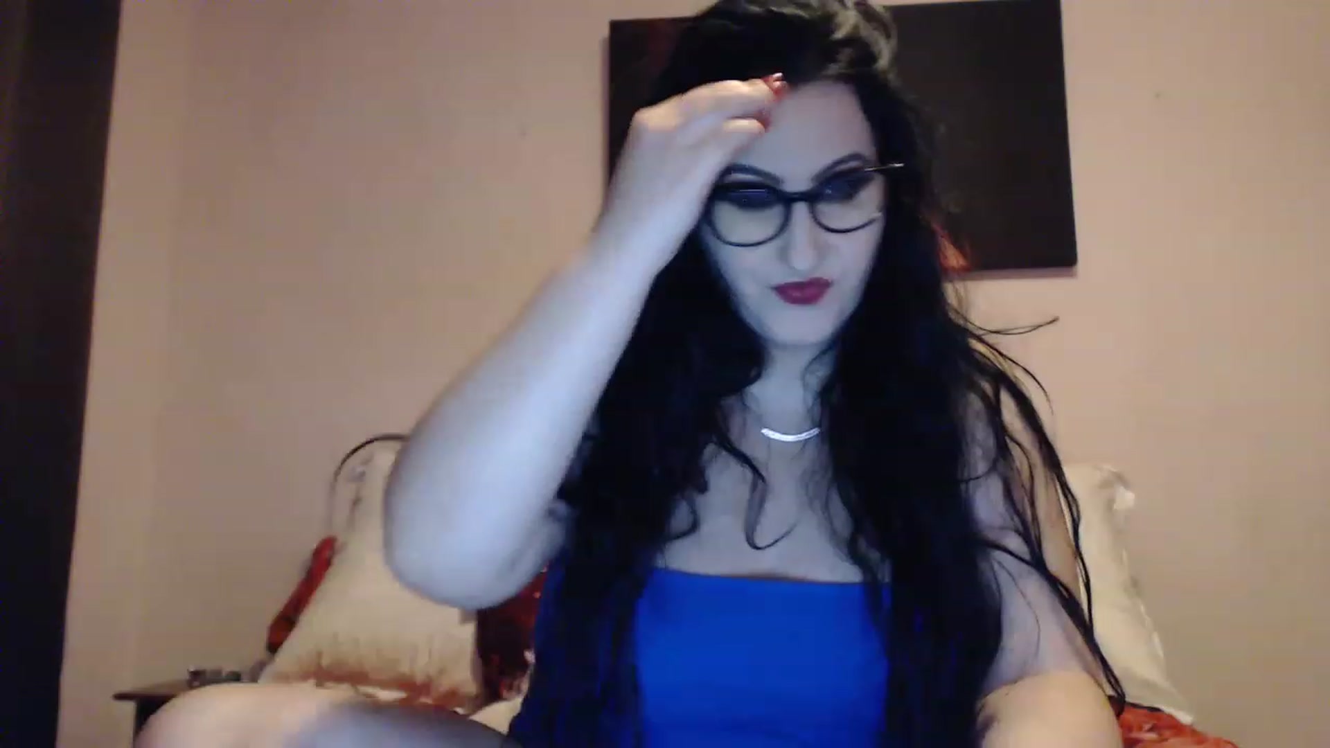 Gallery image thumbnail from Aahh_Emilia's myfreecams stream on, 12/21/2022, 16:00 image 5 of 20