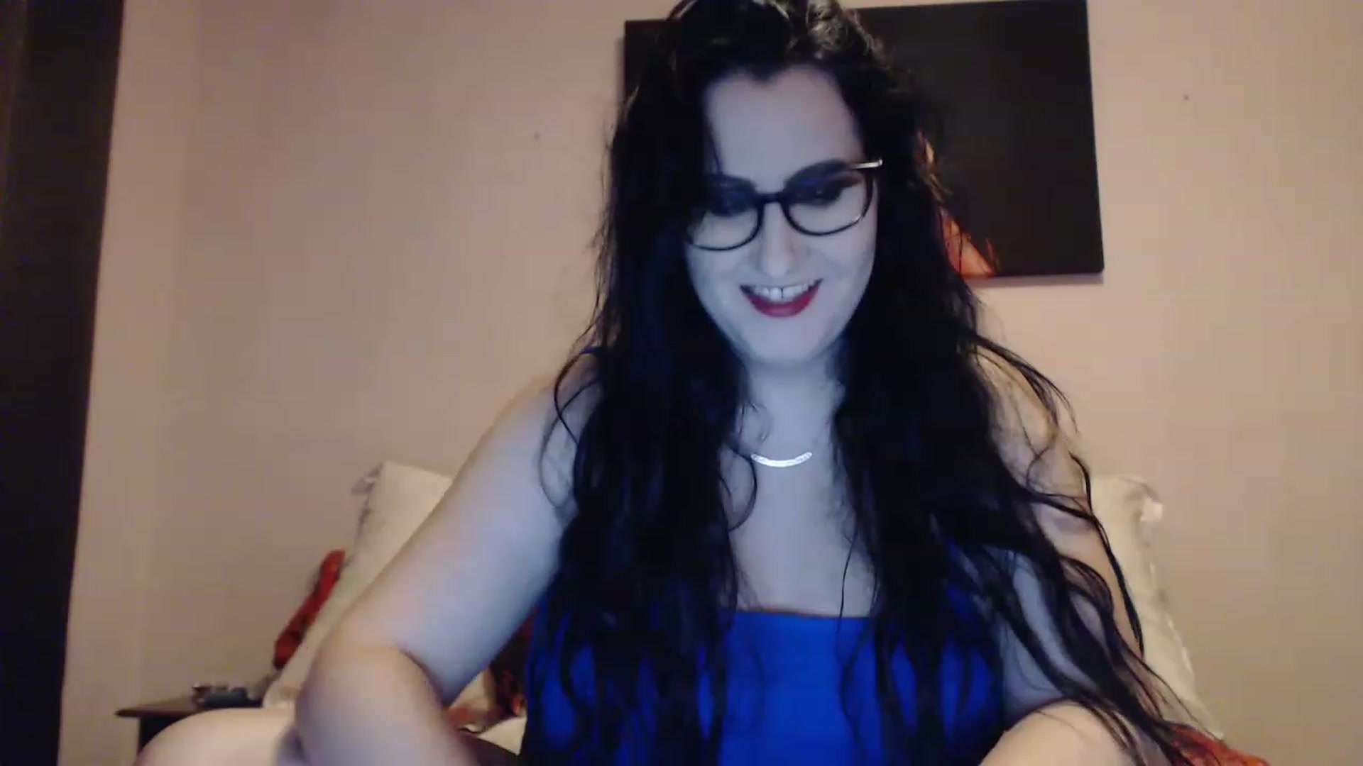 Gallery image thumbnail from Aahh_Emilia's myfreecams stream on, 12/21/2022, 16:00 image 4 of 20