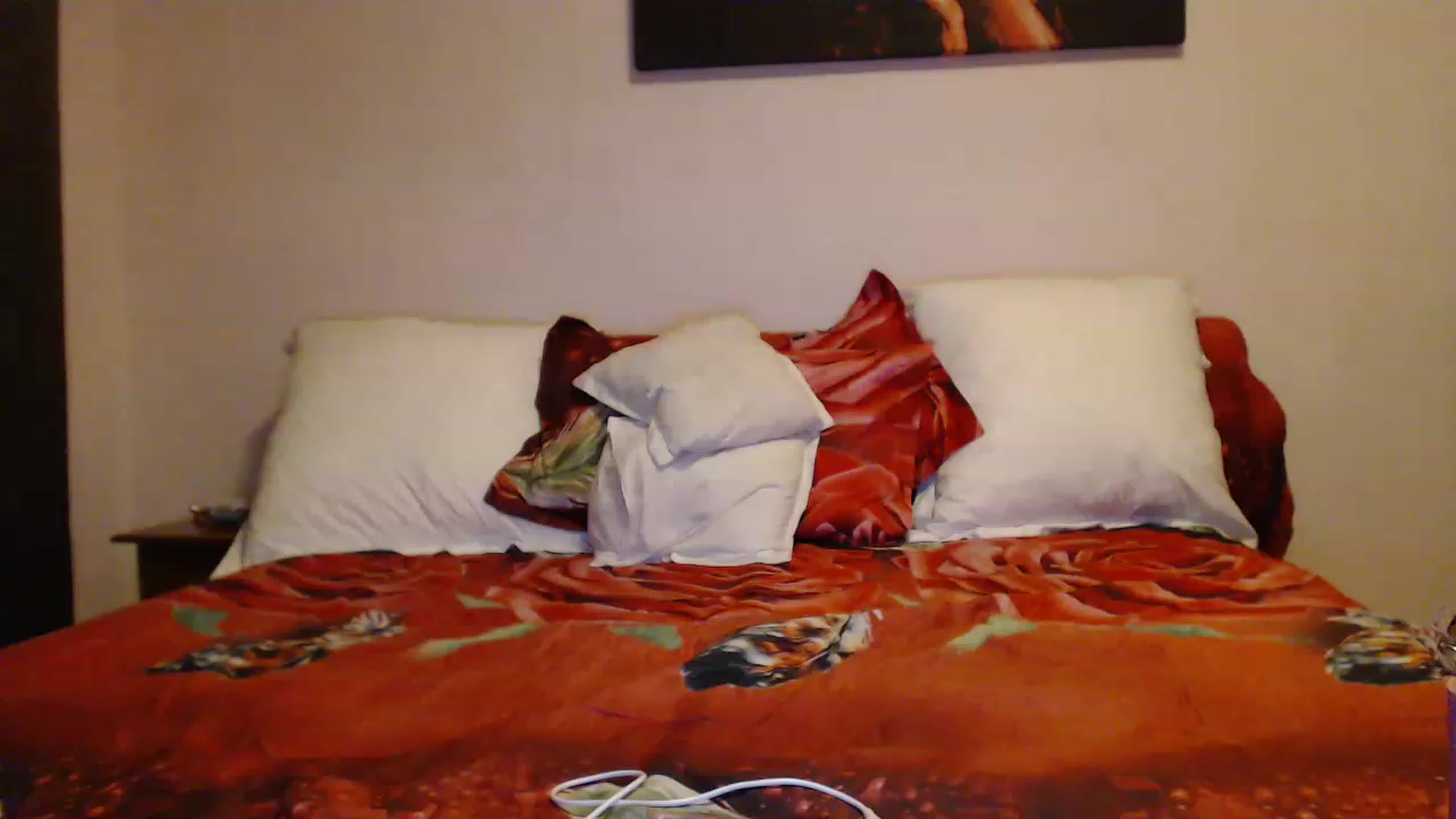 Gallery image thumbnail from Aahh_Emilia's myfreecams stream on, 12/22/2022, 16:14 image 7 of 20