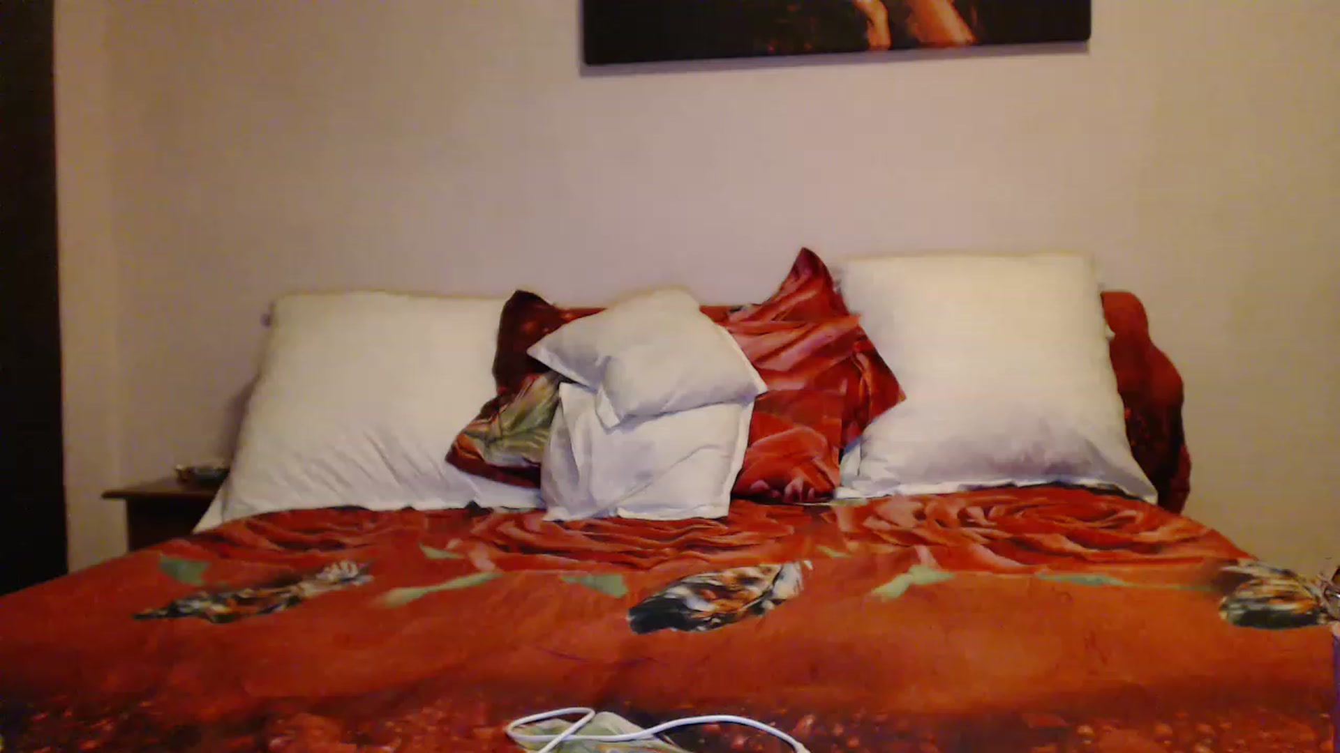 Gallery image thumbnail from Aahh_Emilia's myfreecams stream on, 12/22/2022, 16:14 image 8 of 20