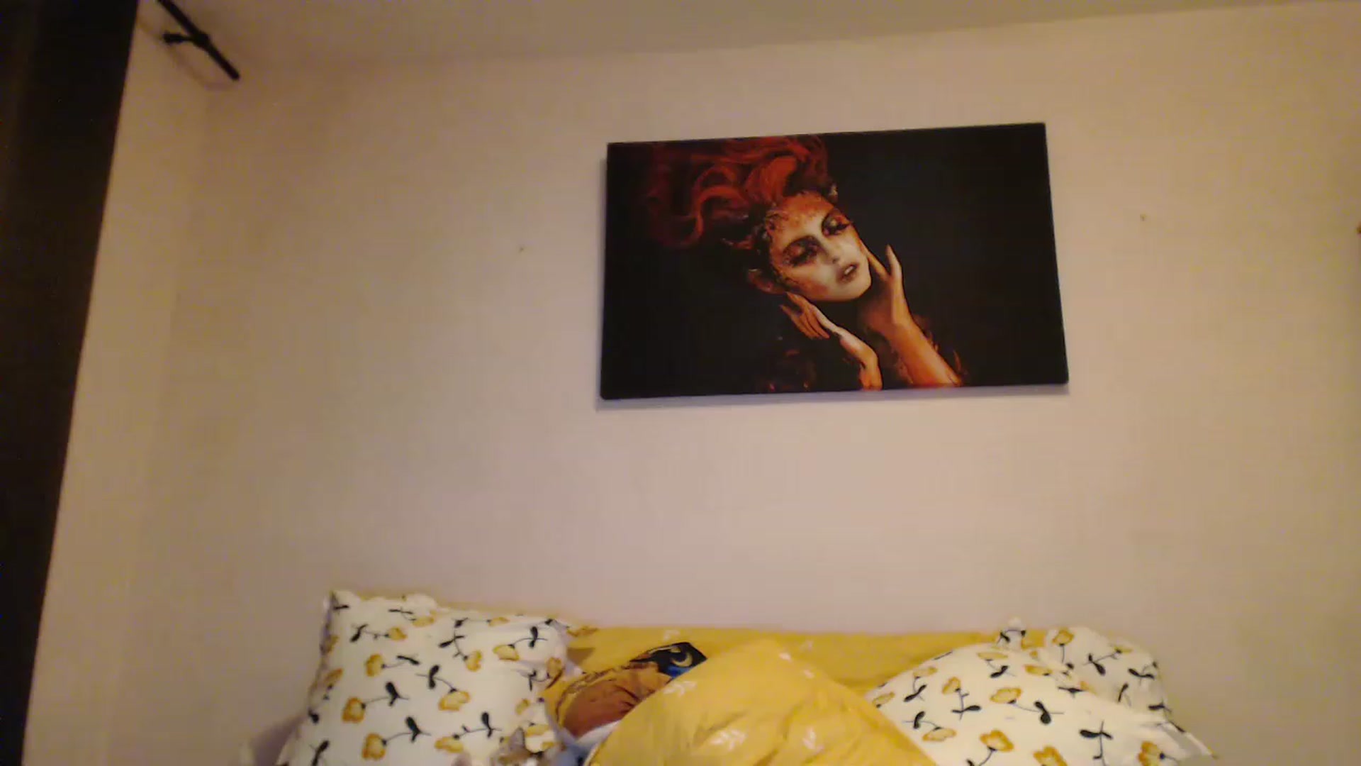 Gallery image thumbnail from Aahh_Emilia's myfreecams stream on, 12/28/2022, 17:04 image 1 of 20