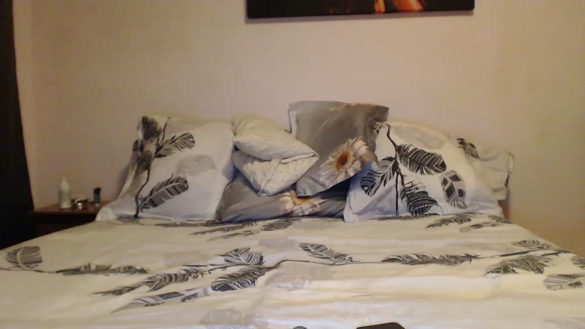 Gallery image thumbnail from Aahh_Emilia's myfreecams stream on, 12/30/2022, 17:50 image 18 of 20