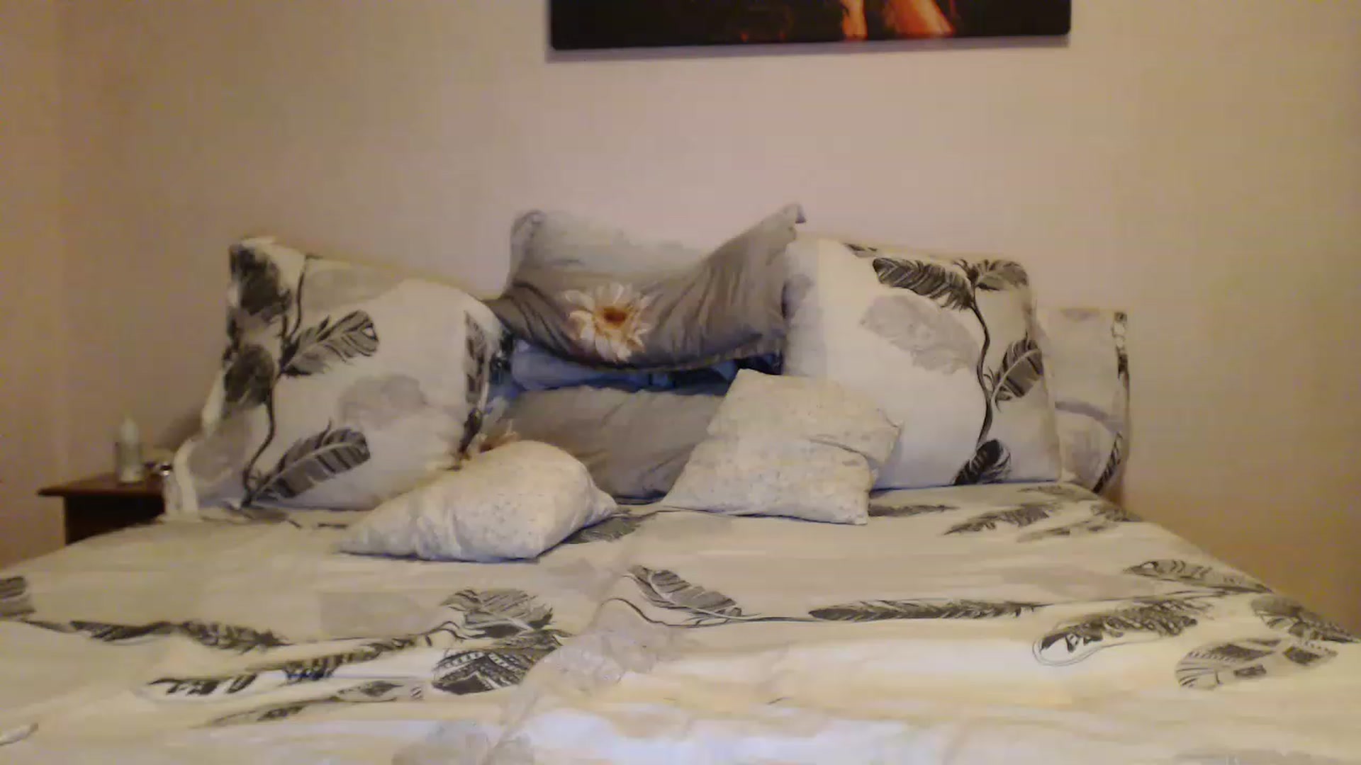 Gallery image thumbnail from Aahh_Emilia's myfreecams stream on, 01/01/2023, 17:43 image 2 of 20