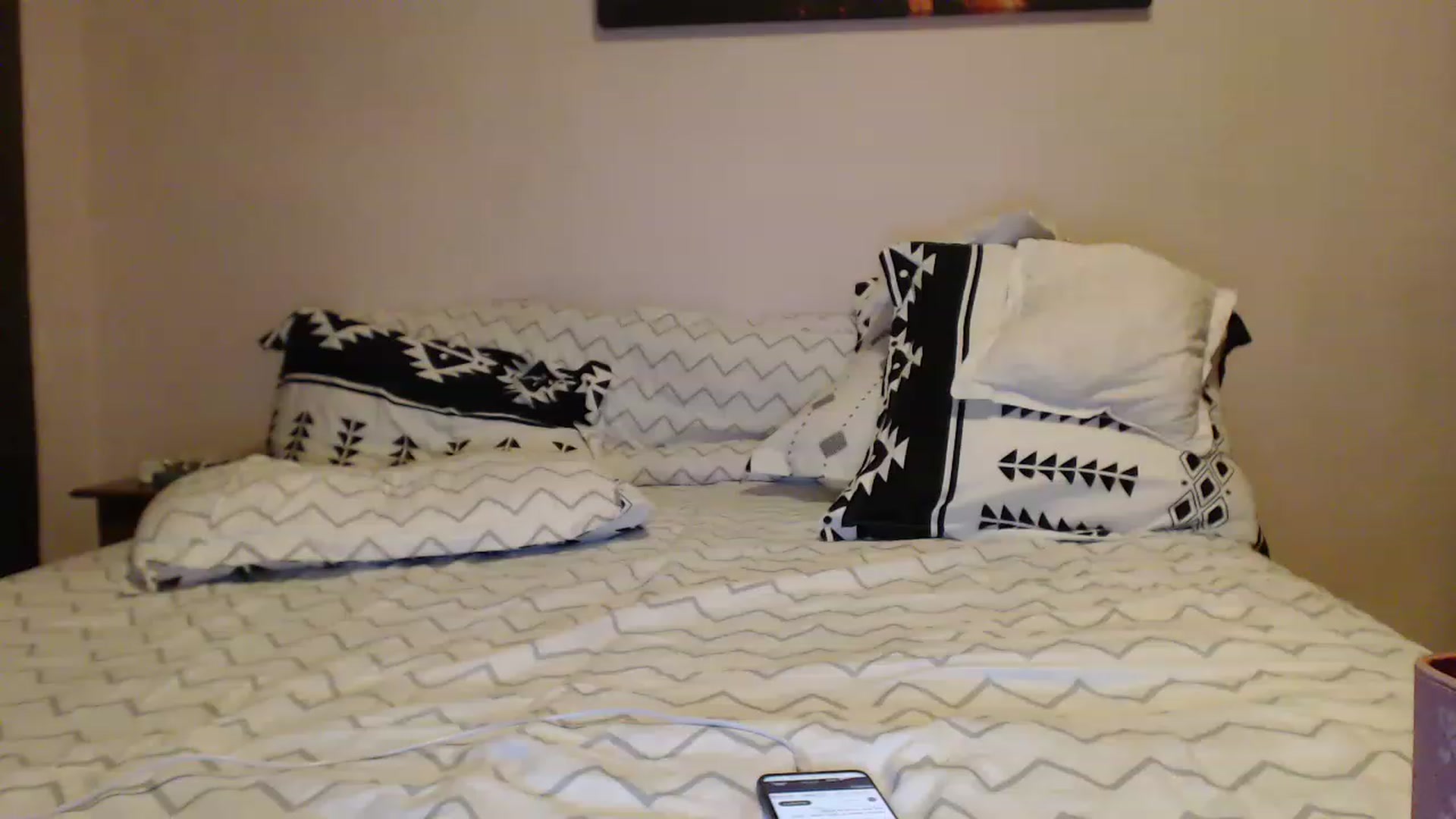 Gallery image thumbnail from Aahh_Emilia's myfreecams stream on, 01/06/2023, 17:28 image 13 of 20