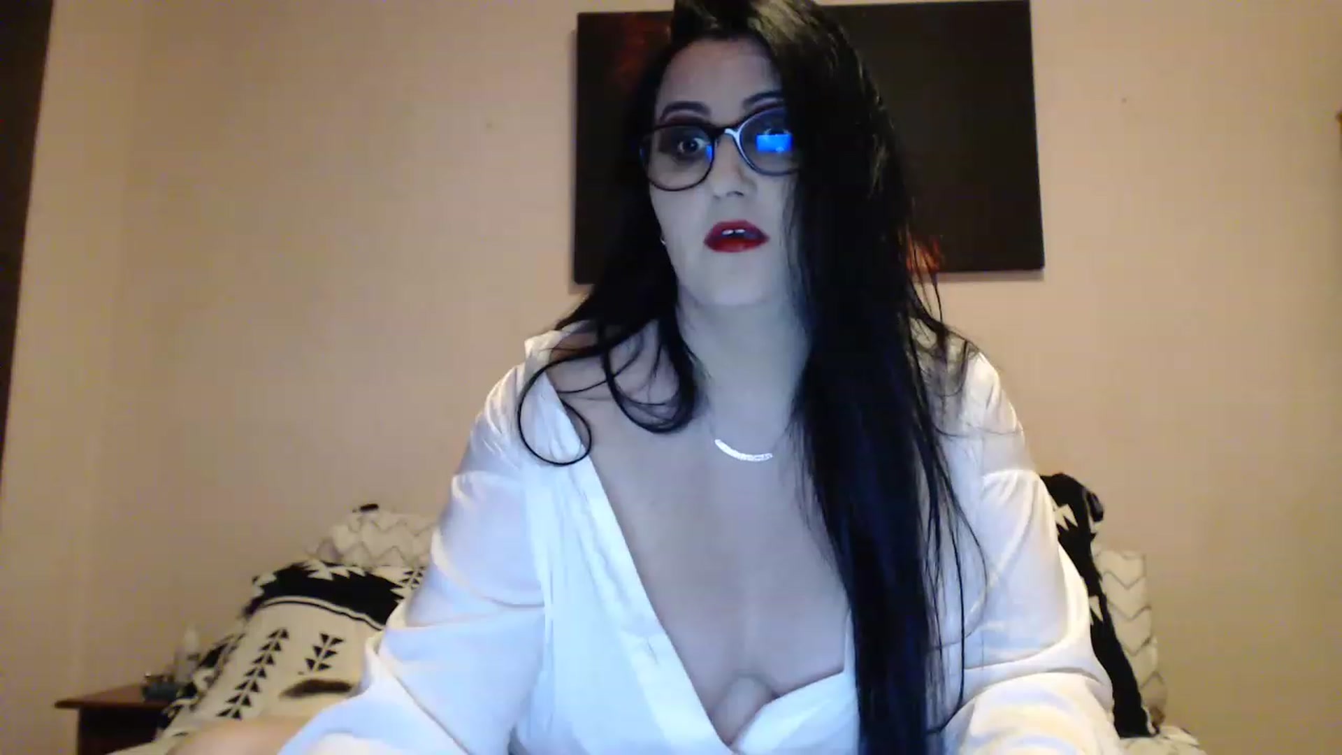 Gallery image thumbnail from Aahh_Emilia's myfreecams stream on, 01/07/2023, 17:45 image 8 of 20