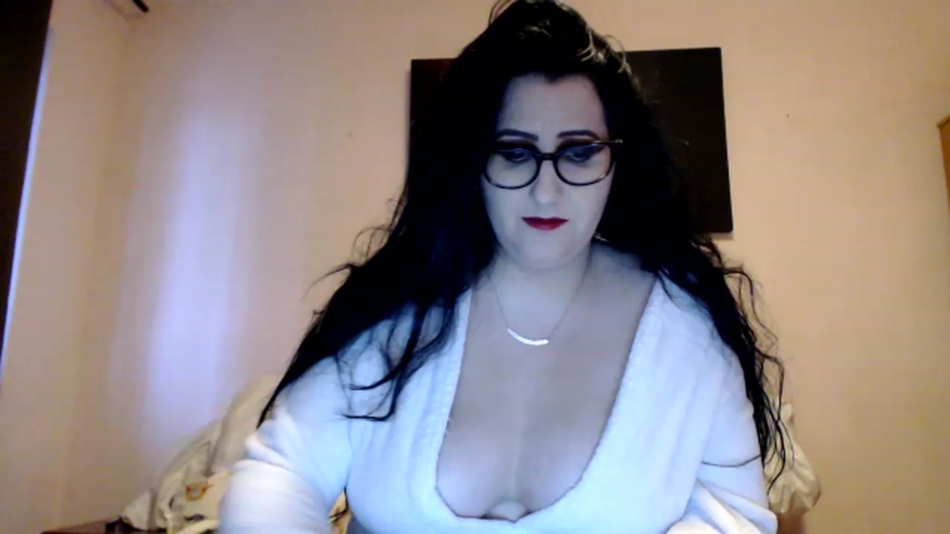 Gallery image thumbnail from Aahh_Emilia's myfreecams stream on, 01/13/2023, 14:27 image 6 of 20