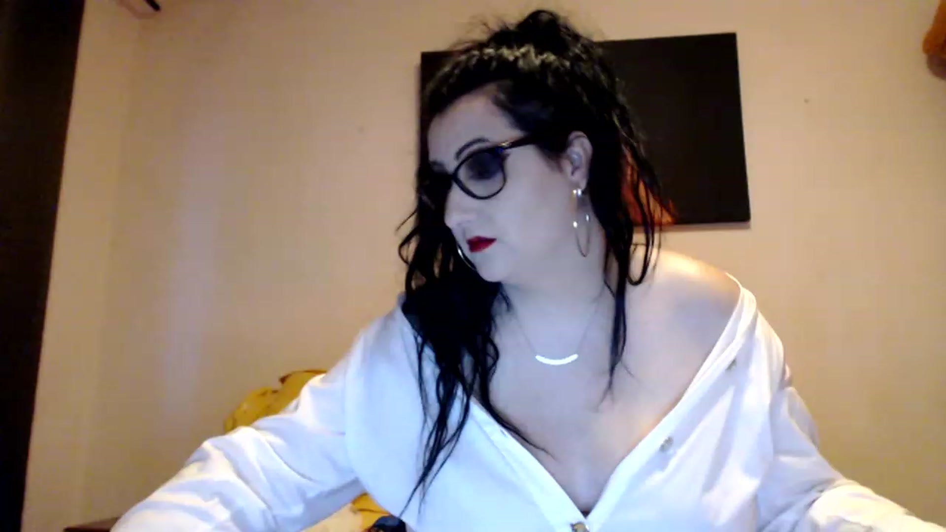 Gallery image thumbnail from Aahh_Emilia's myfreecams stream on, 01/22/2023, 15:50 image 7 of 20