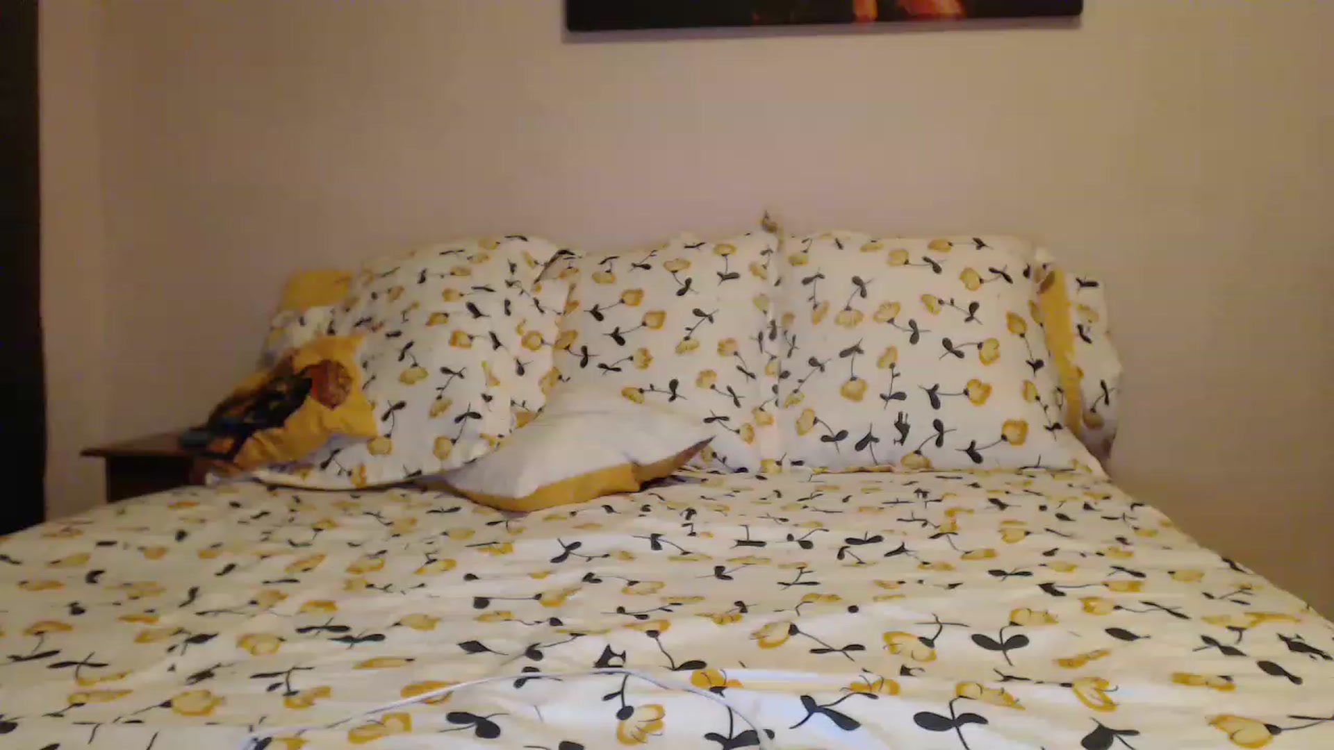 Gallery image thumbnail from Aahh_Emilia's myfreecams stream on, 01/26/2023, 16:06 image 15 of 20