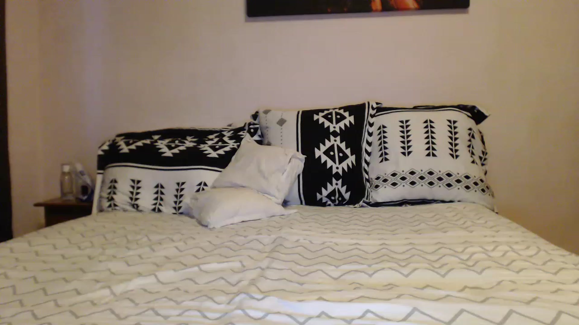 Gallery image thumbnail from Aahh_Emilia's myfreecams stream on, 02/22/2023, 15:45 image 14 of 20