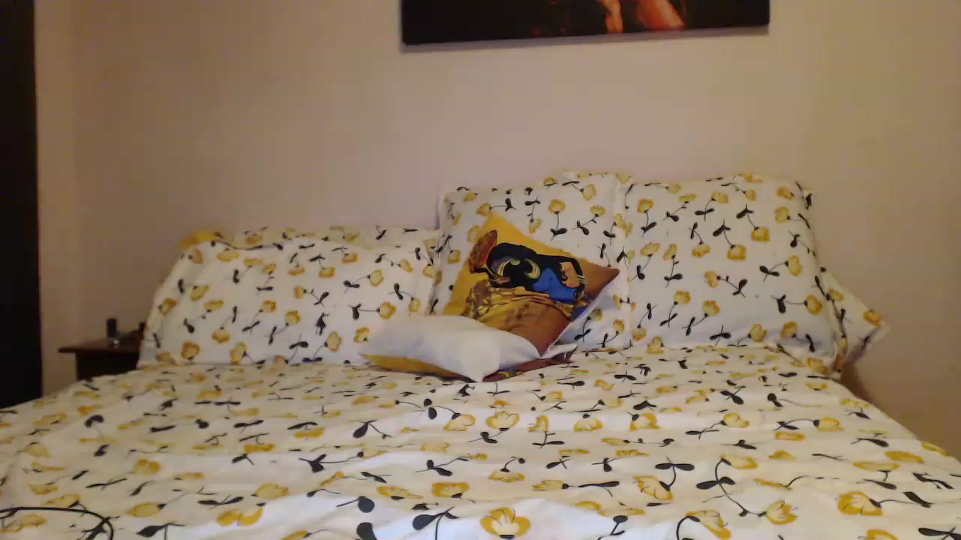 Gallery image thumbnail from Aahh_Emilia's myfreecams stream on, 03/13/2023, 17:16 image 17 of 20