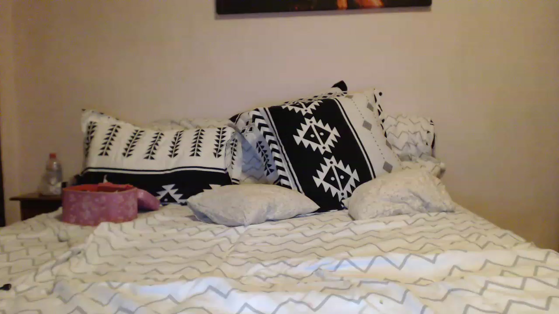 Gallery image thumbnail from Aahh_Emilia's myfreecams stream on, 03/17/2023, 18:00 image 13 of 20