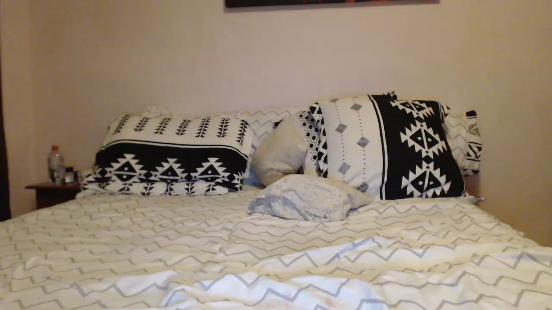 Gallery image thumbnail from Aahh_Emilia's myfreecams stream on, 03/20/2023, 18:20 image 16 of 20
