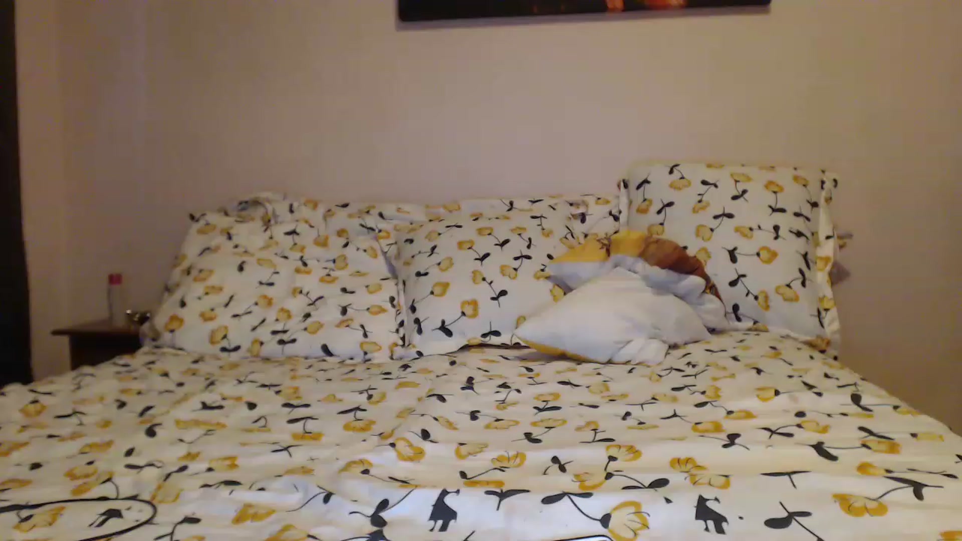 Gallery image thumbnail from Aahh_Emilia's myfreecams stream on, 04/17/2023, 17:12 image 13 of 20