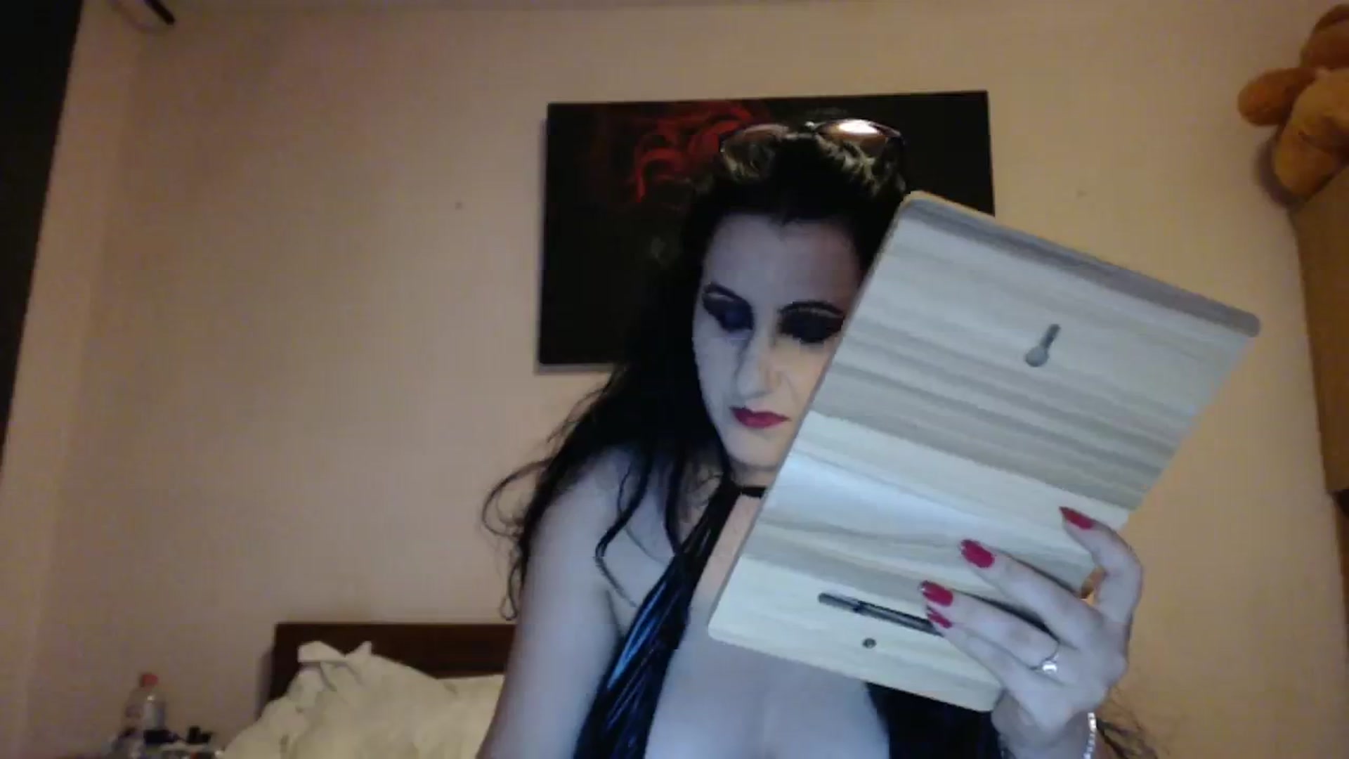 Gallery image thumbnail from Aahh_Emilia's myfreecams stream on, 09/24/2023, 18:08 image 14 of 20