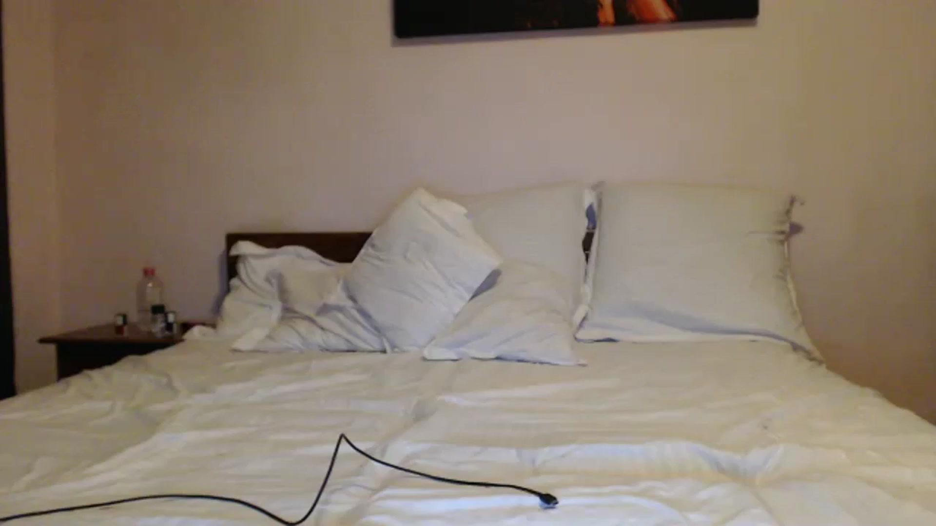 Gallery image thumbnail from Aahh_Emilia's myfreecams stream on, 09/27/2023, 19:20 image 17 of 20