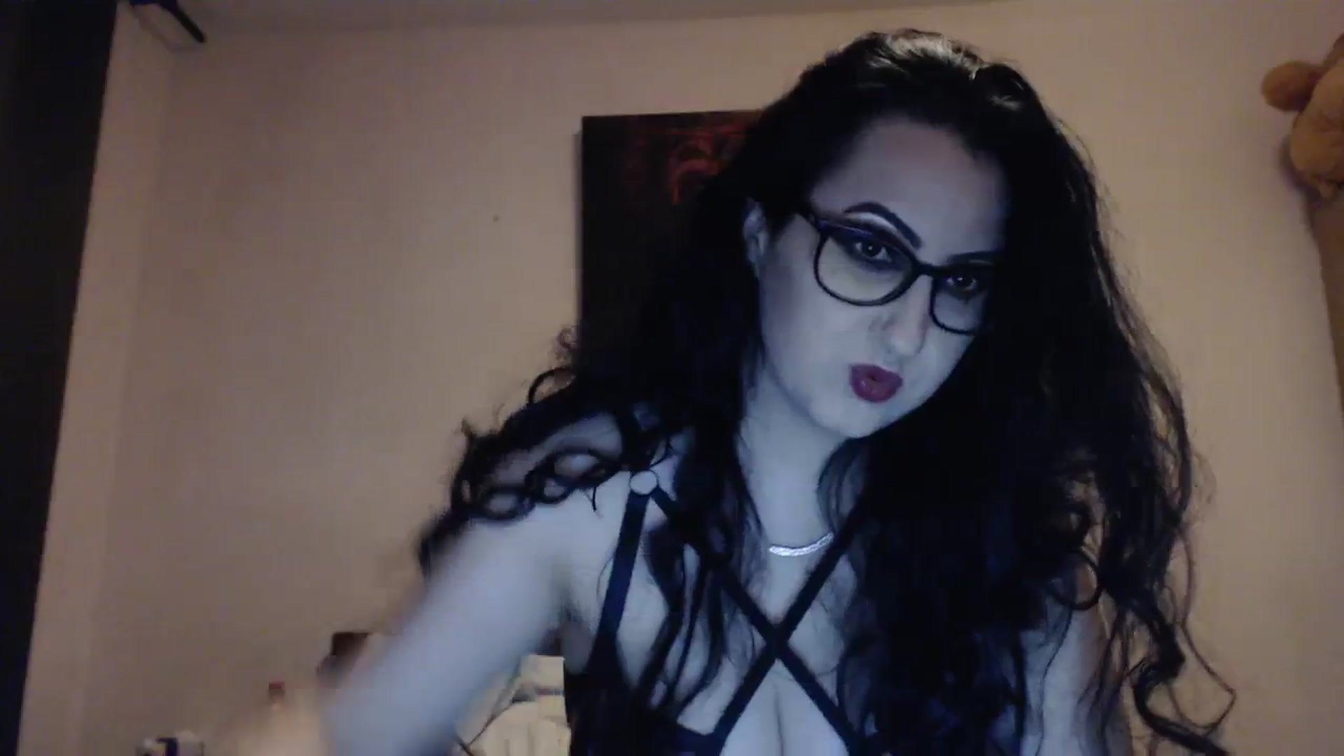 Gallery image thumbnail from Aahh_Emilia's myfreecams stream on, 10/07/2023, 16:11 image 13 of 20