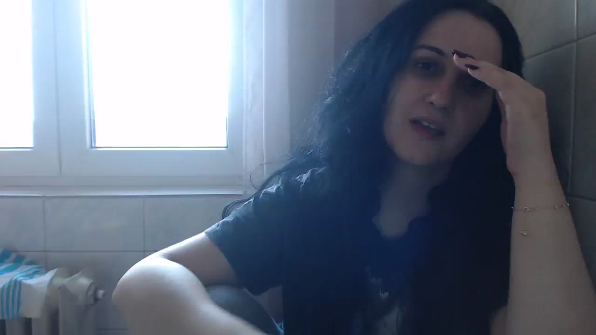 Gallery image thumbnail from Aahh_Emilia's myfreecams stream on, 10/13/2023, 13:01 image 1 of 20