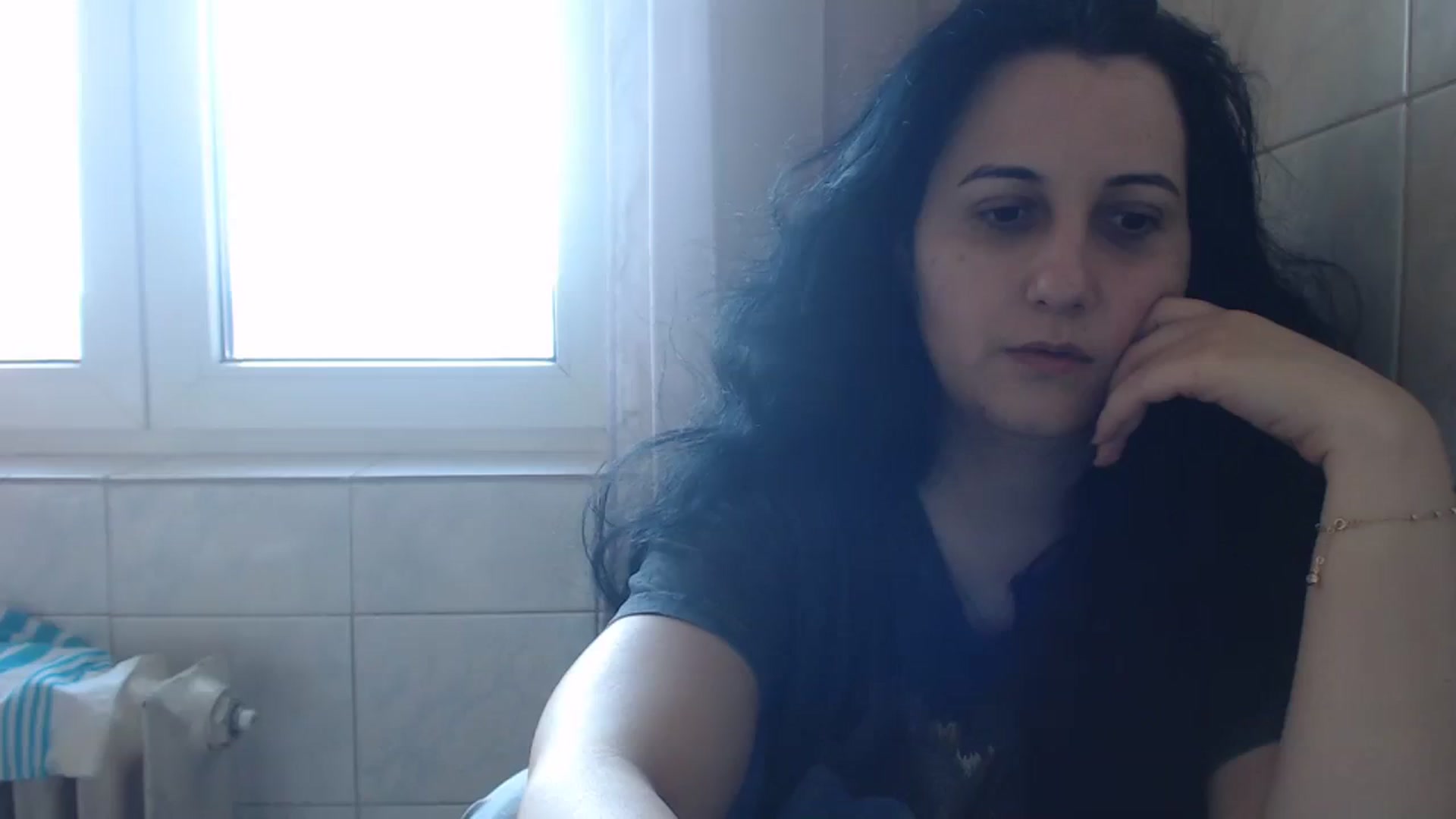 Gallery image thumbnail from Aahh_Emilia's myfreecams stream on, 10/13/2023, 13:01 image 10 of 20