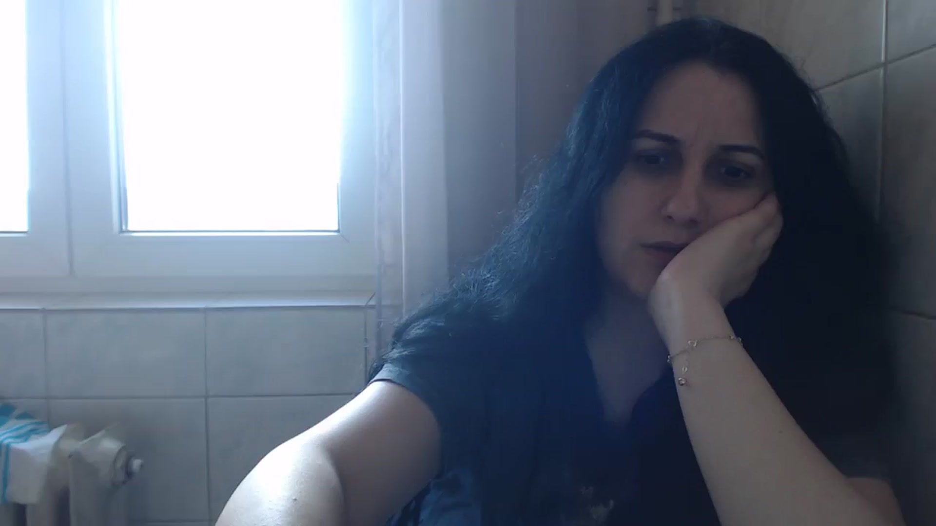 Gallery image thumbnail from Aahh_Emilia's myfreecams stream on, 10/13/2023, 13:01 image 16 of 20