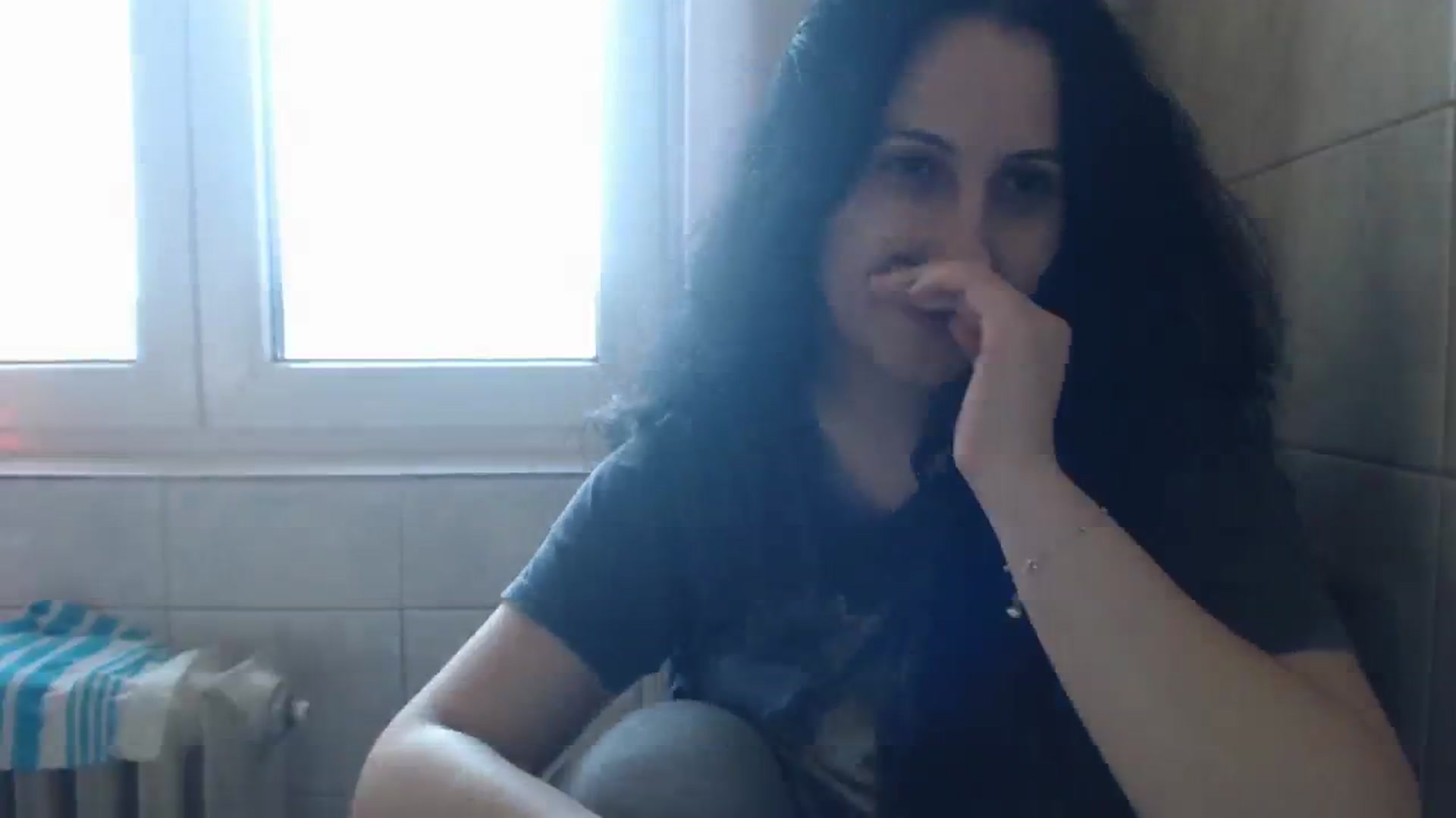 Gallery image thumbnail from Aahh_Emilia's myfreecams stream on, 10/13/2023, 13:18 image 13 of 20