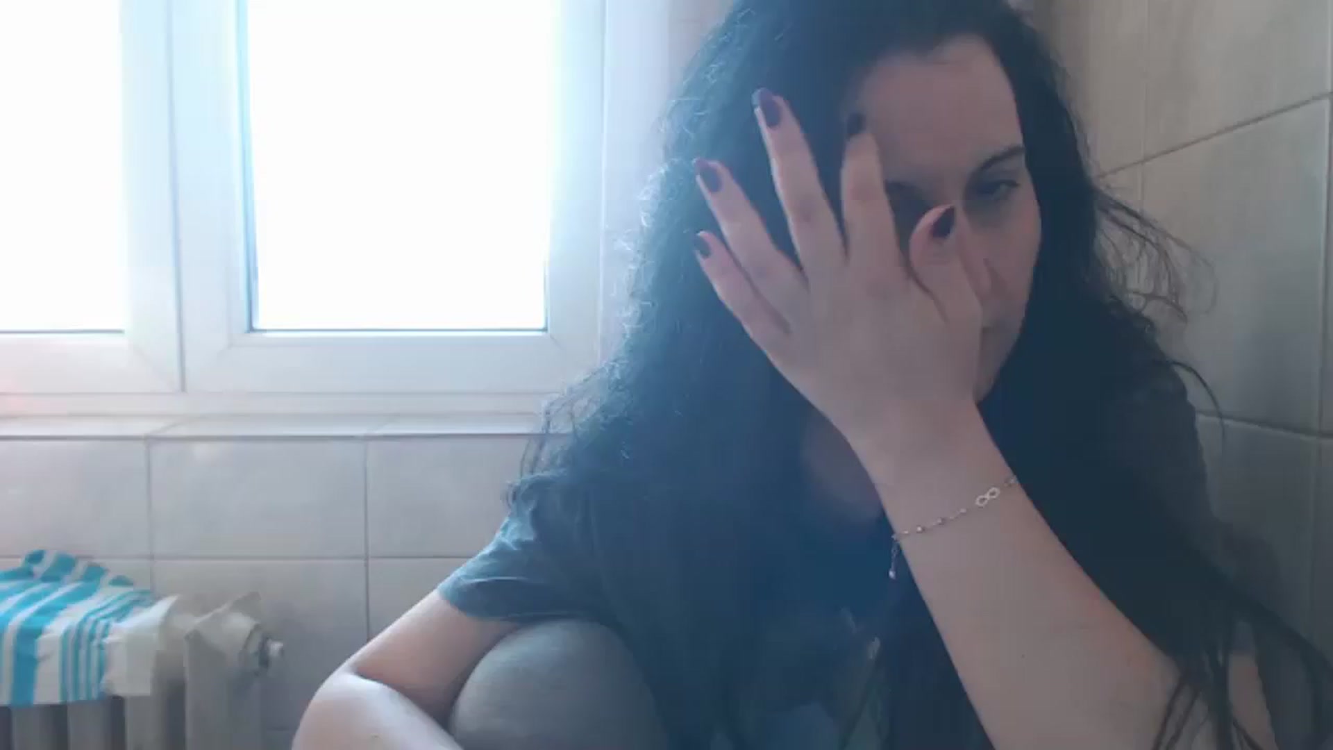 Gallery image thumbnail from Aahh_Emilia's myfreecams stream on, 10/13/2023, 13:18 image 1 of 20