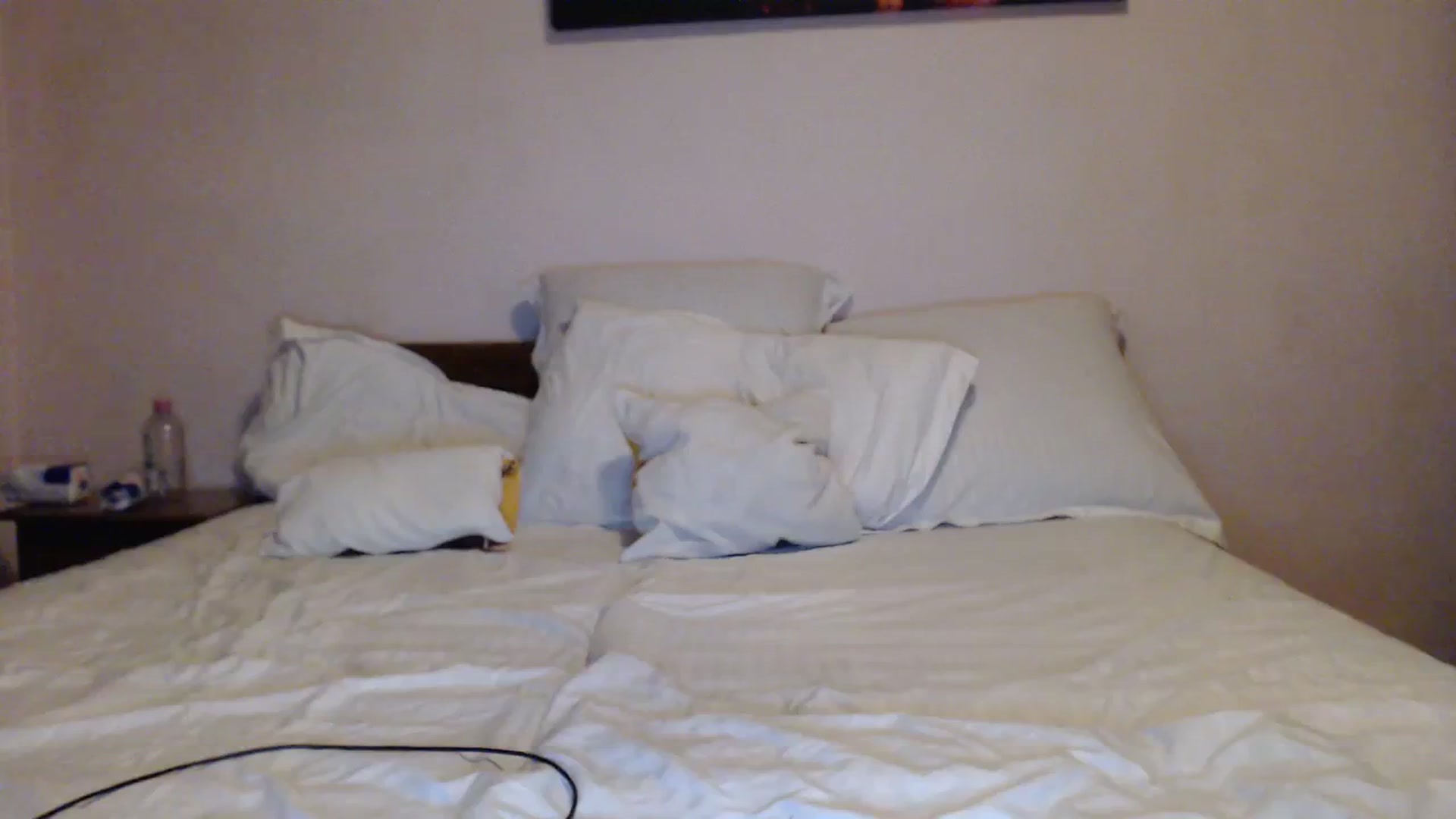 Gallery image thumbnail from Aahh_Emilia's myfreecams stream on, 10/19/2023, 17:45 image 16 of 20