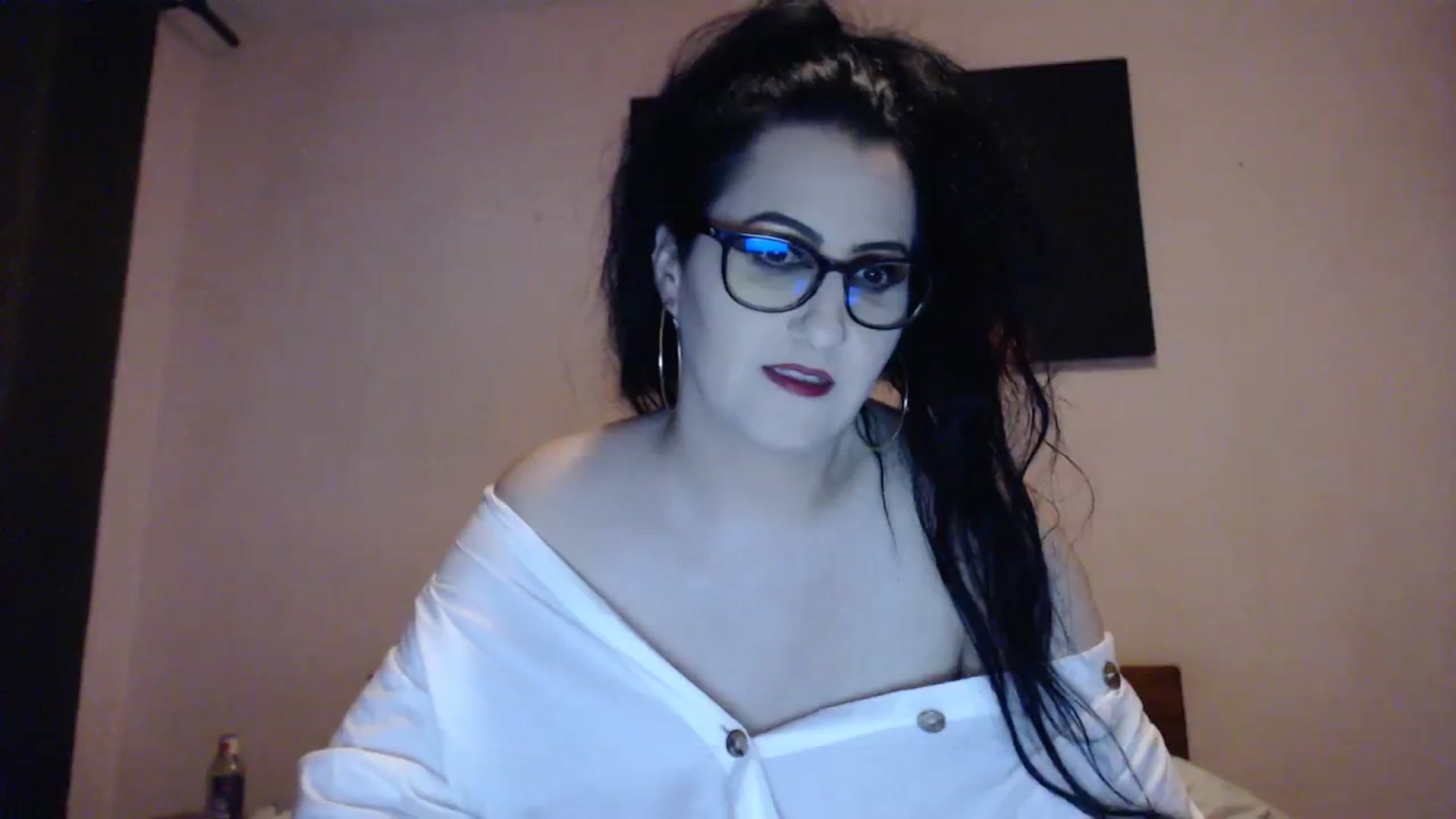 Gallery image thumbnail from Aahh_Emilia's myfreecams stream on, 11/13/2023, 17:46 image 17 of 20