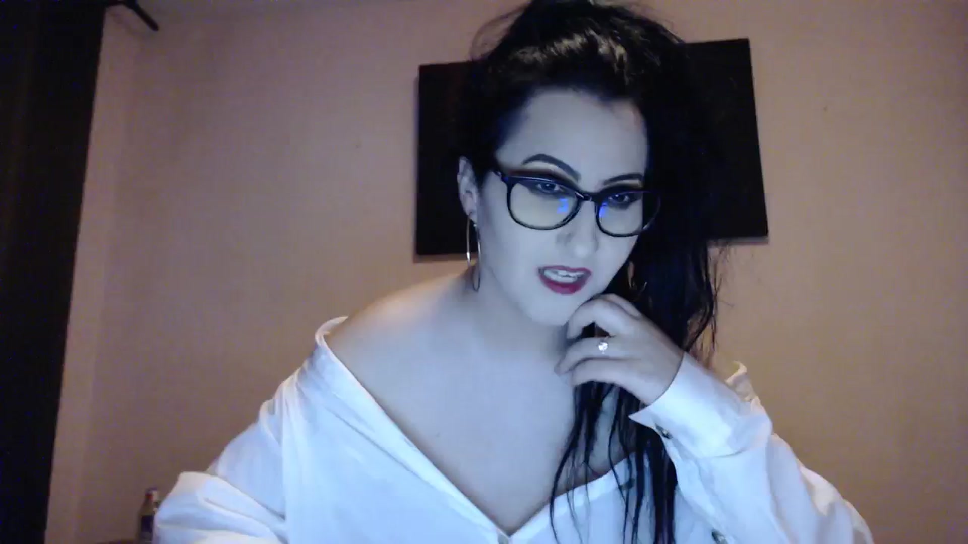 Gallery image thumbnail from Aahh_Emilia's myfreecams stream on, 11/13/2023, 17:46 image 16 of 20