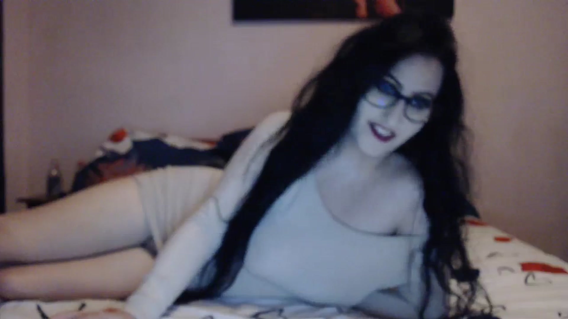 Gallery image thumbnail from Aahh_Emilia's myfreecams stream on, 11/21/2023, 18:43 image 4 of 20