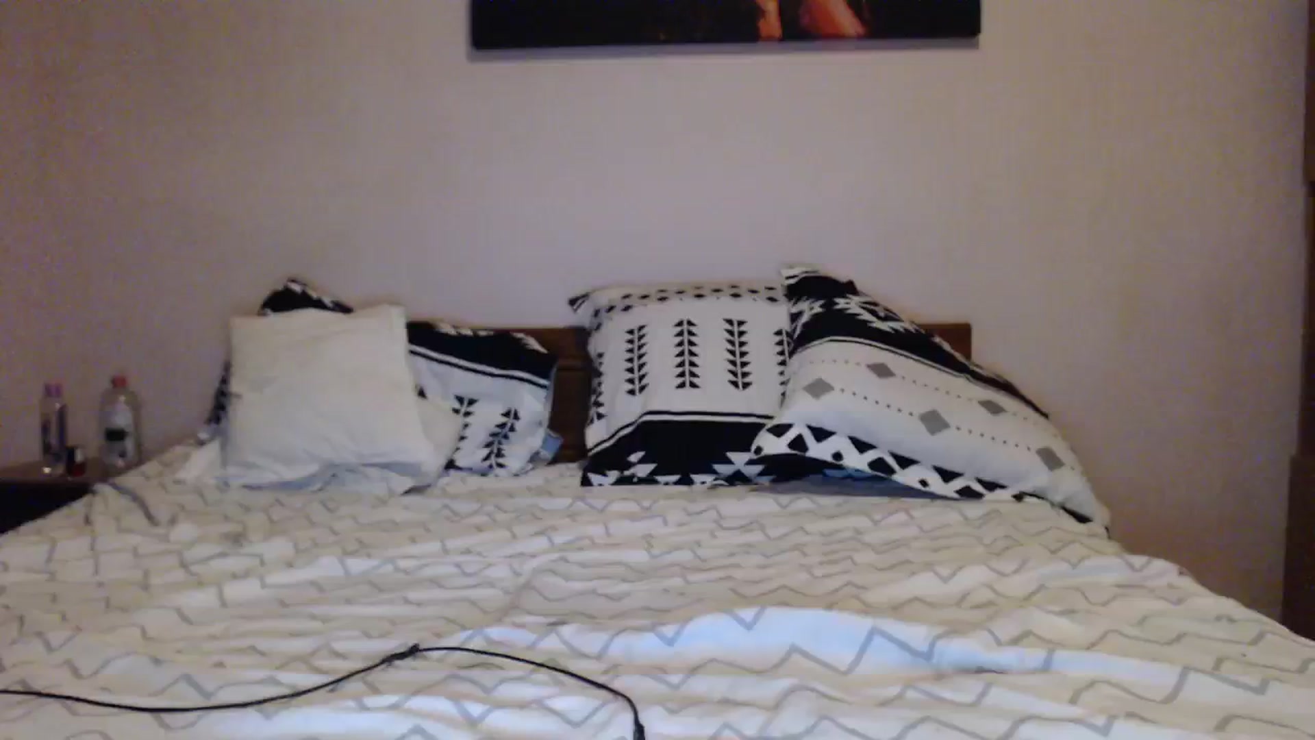Gallery image thumbnail from Aahh_Emilia's myfreecams stream on, 12/10/2023, 16:33 image 16 of 20