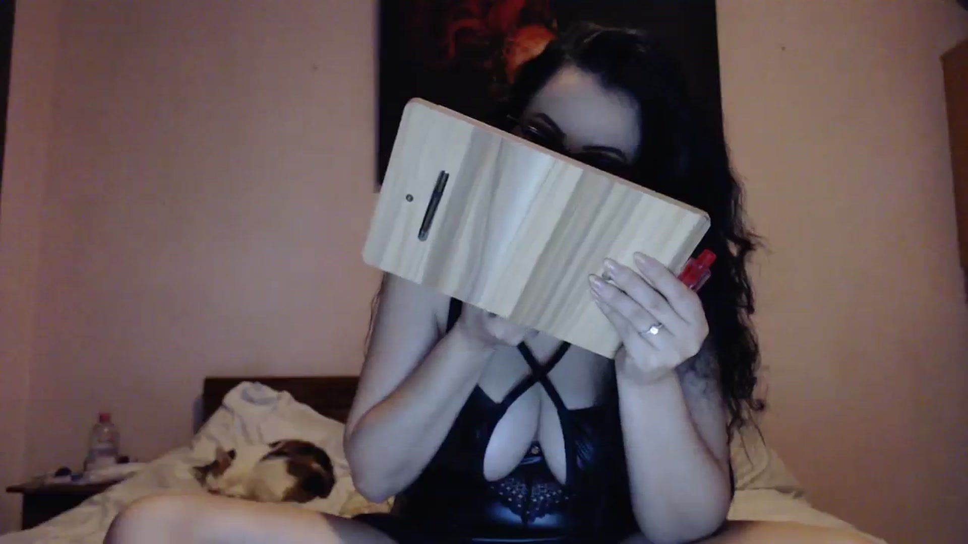 Gallery image thumbnail from Aahh_Emilia's myfreecams stream on, 12/18/2023, 18:17 image 3 of 20