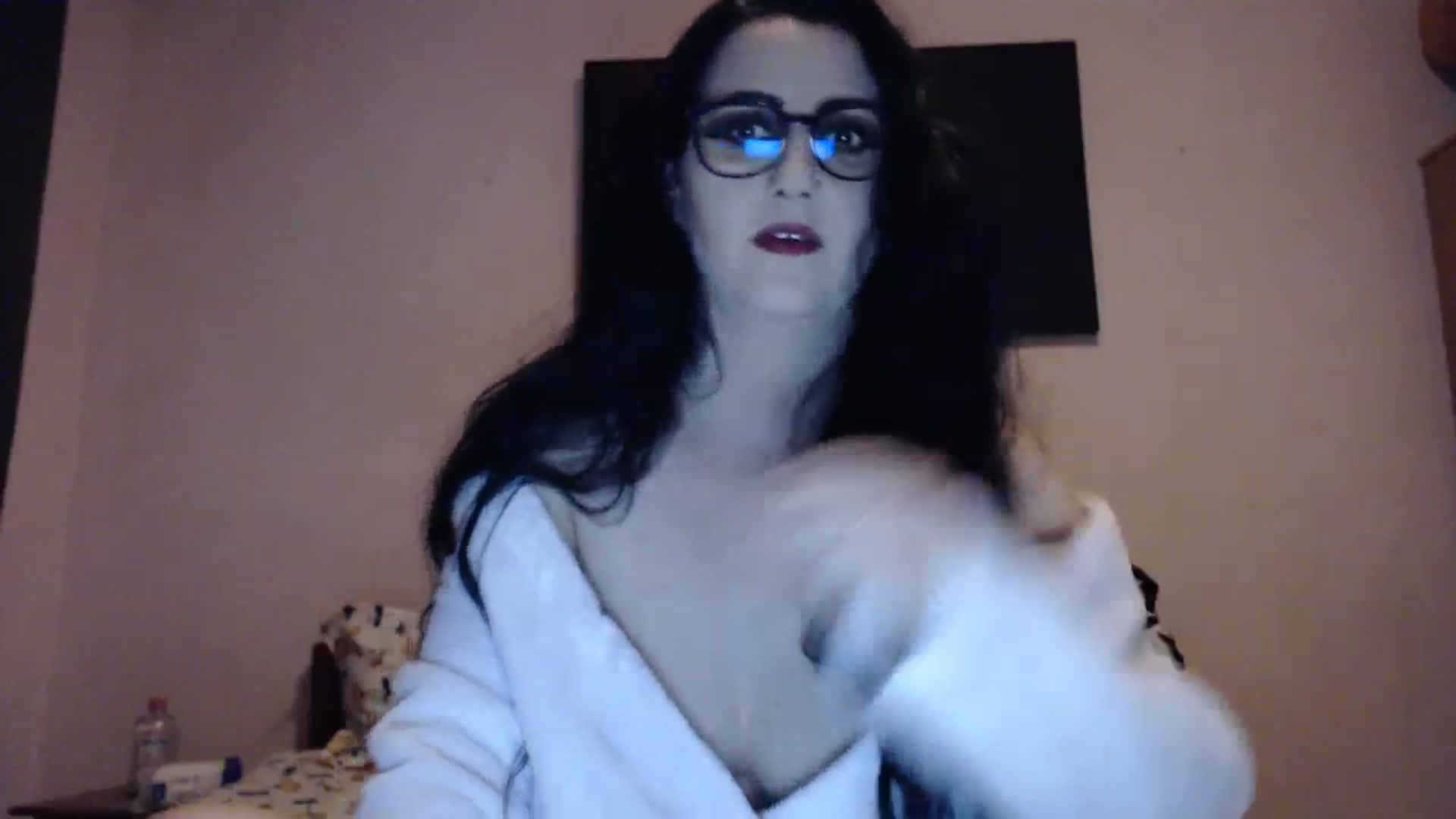 Gallery image thumbnail from Aahh_Emilia's myfreecams stream on, 01/05/2024, 15:45 image 8 of 20